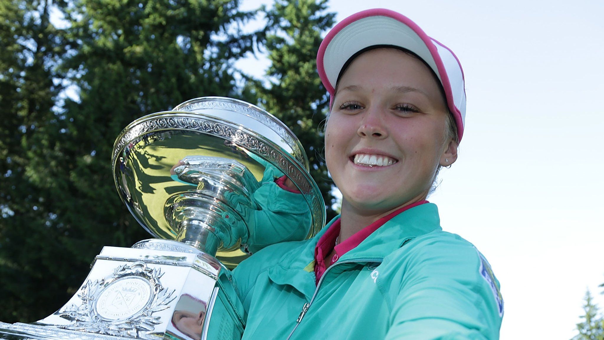 2048x1152 PGA Championship: Brooke Henderson Beats Lydia Ko In Play Off