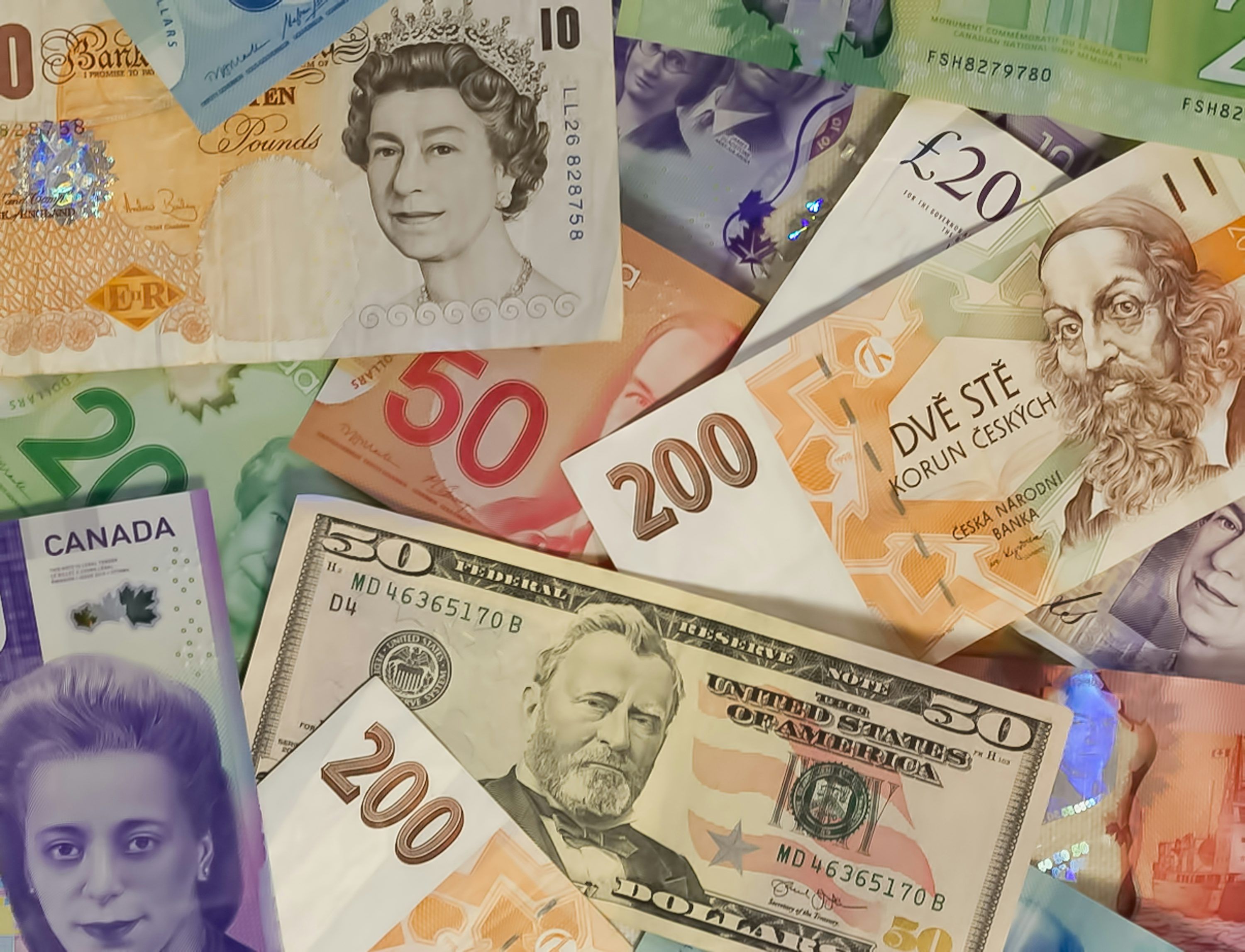 3000x2295 Money Changer Picture. Download Free Image