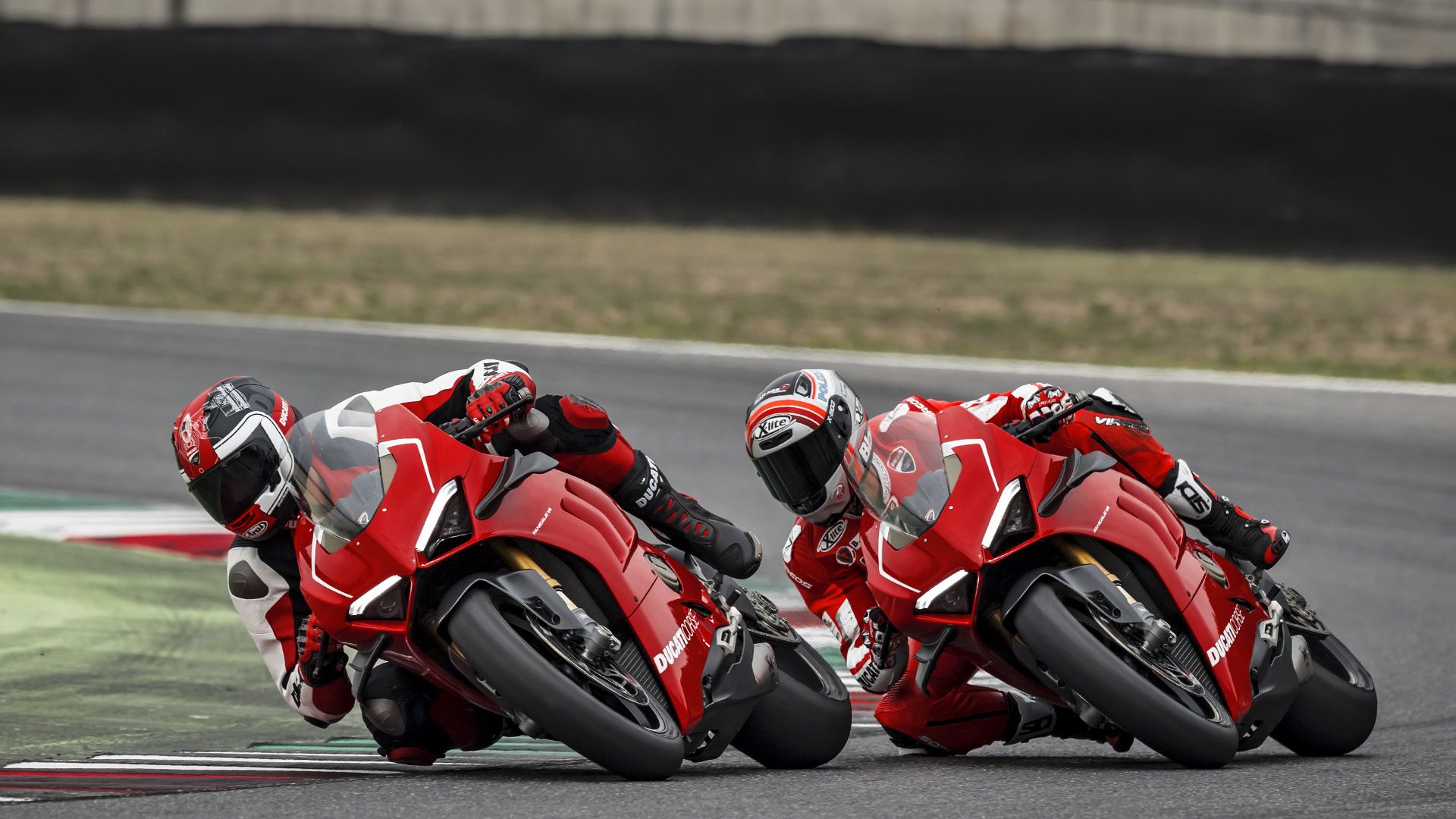 1920x1080 Ducati Panigale V4 R [Specs, Features, Photo]