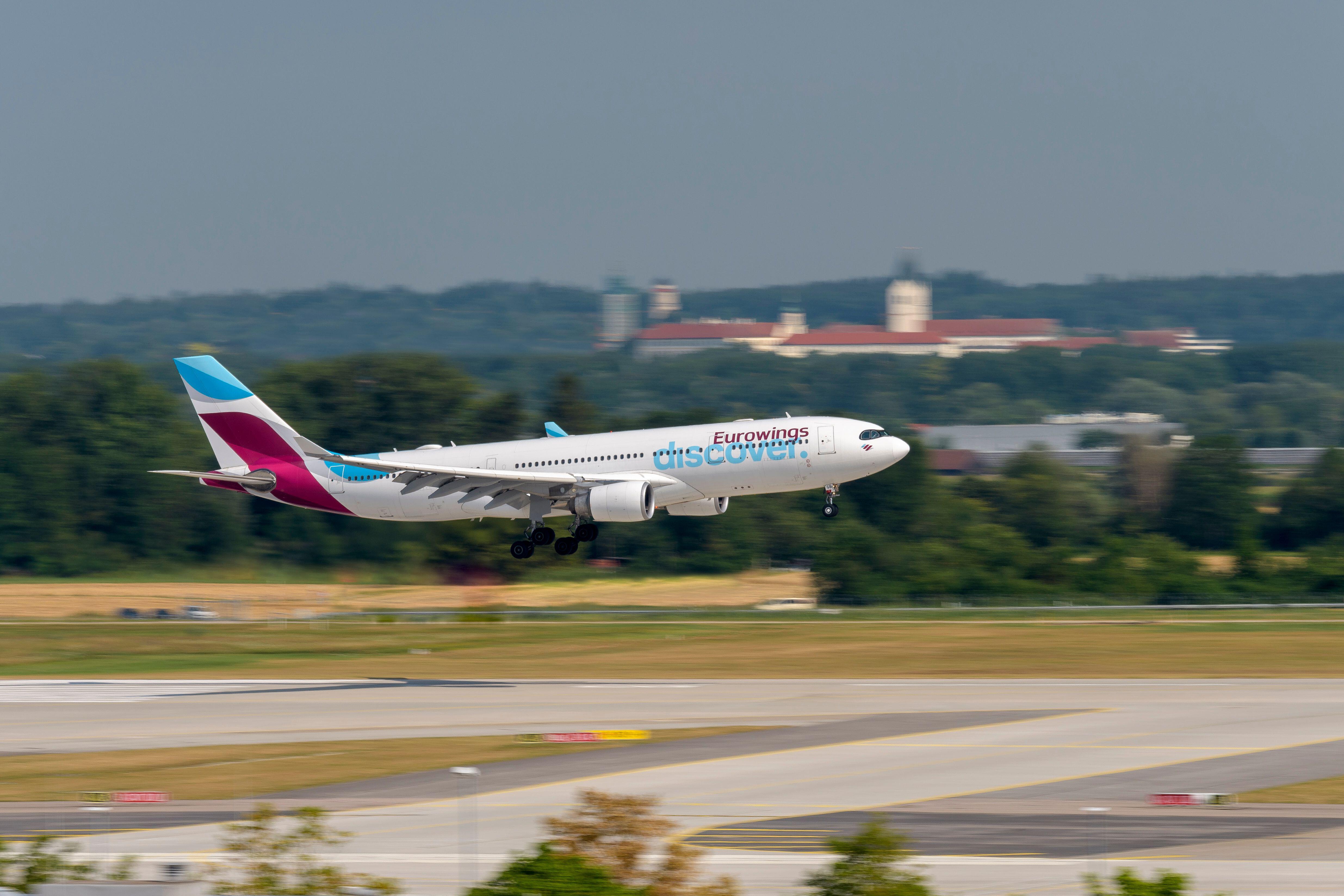 4942x3295 Airline In Focus: Eurowings Discover