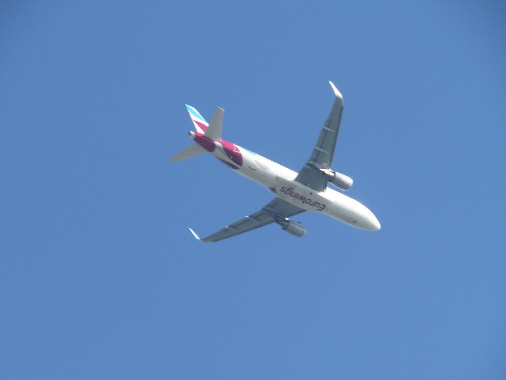 1024x768 D AEWM A320 S Eurowings LHR. Monday 7th May 2018