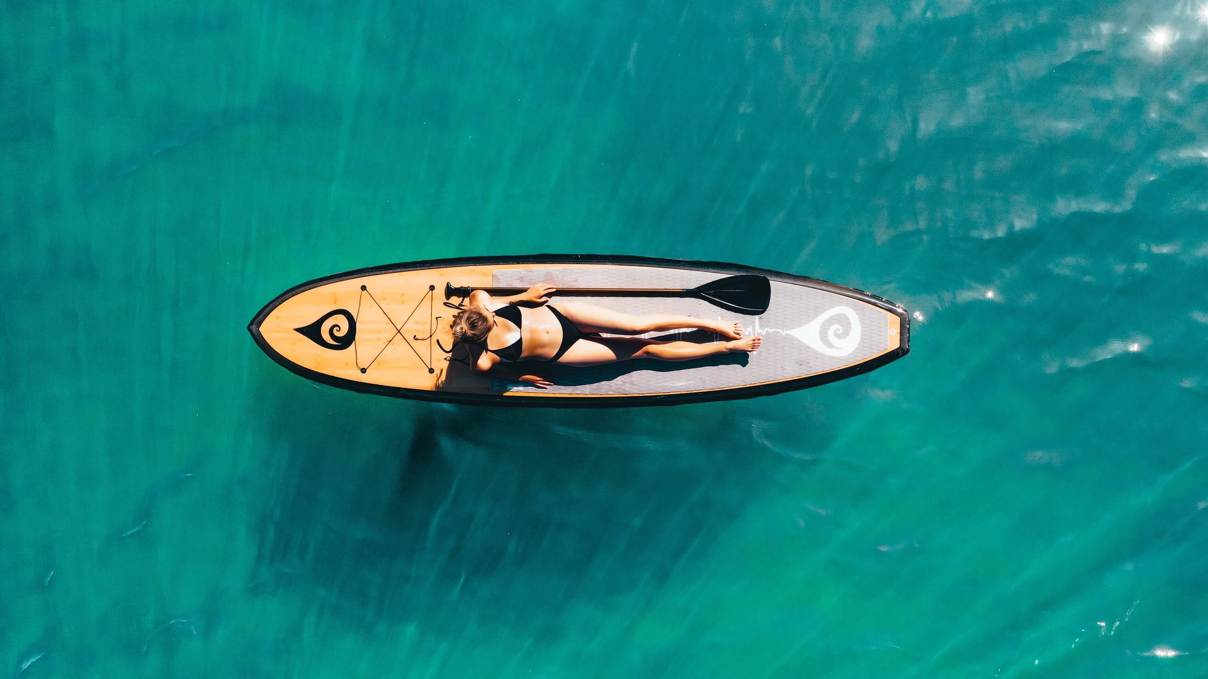 3840x2160 Paddleboarding Wallpaper