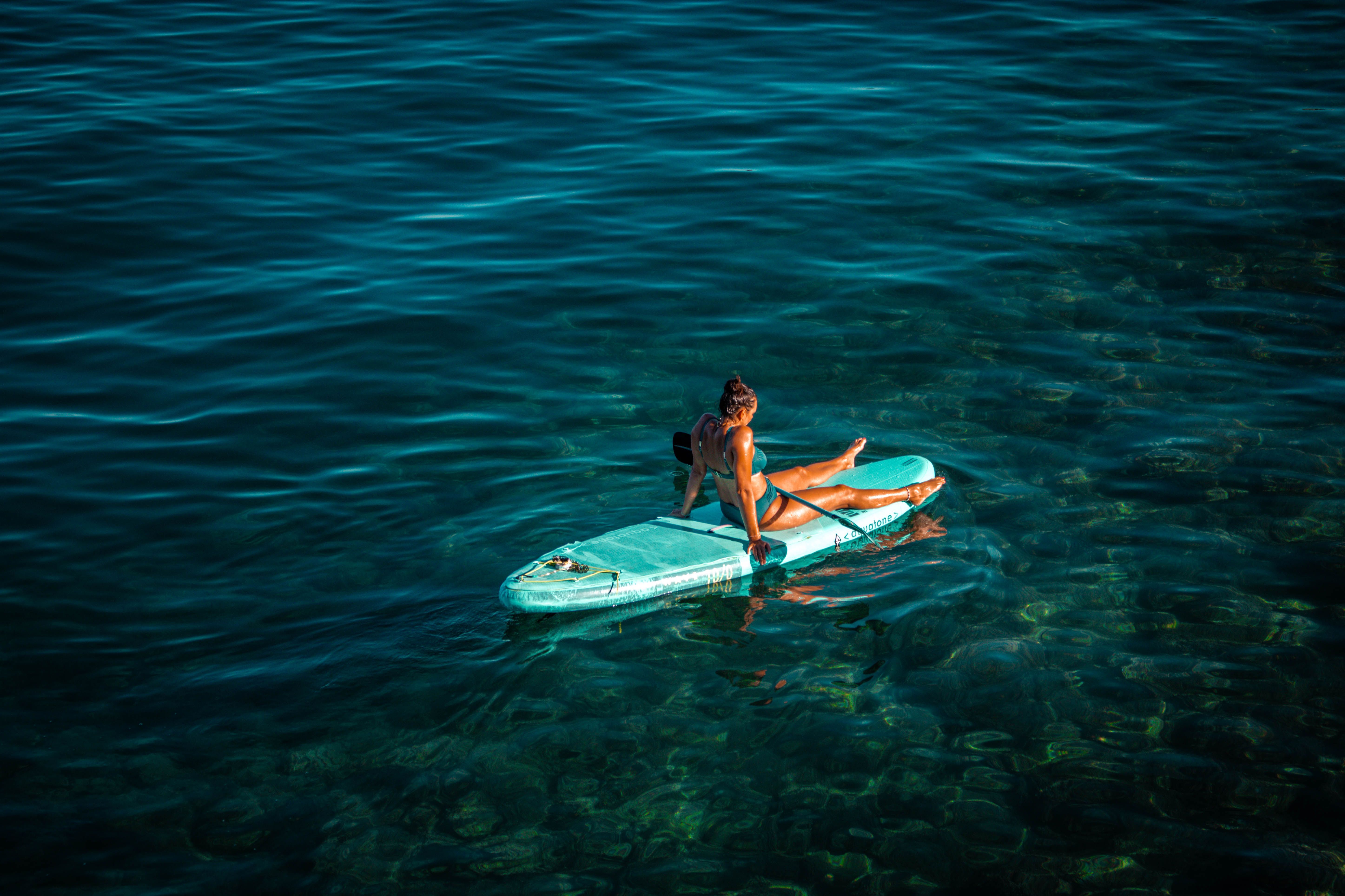 5787x3858 Picture Taken Half Underwater of a Man on a Paddle Board · Free