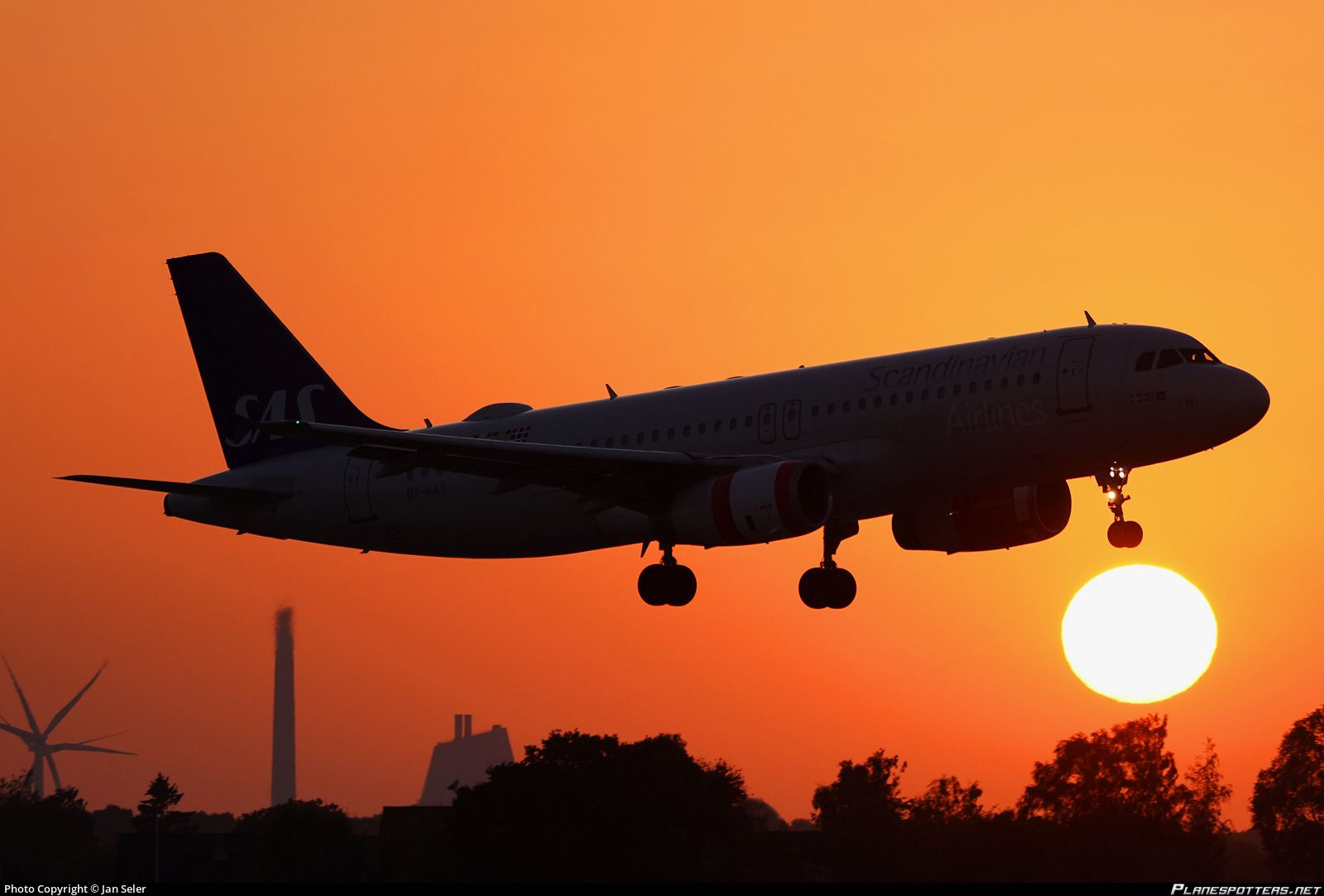 1600x1083 OY KAY SAS Scandinavian Airlines Airbus A320 232 Photo By Jan Seler. ID 1654342.