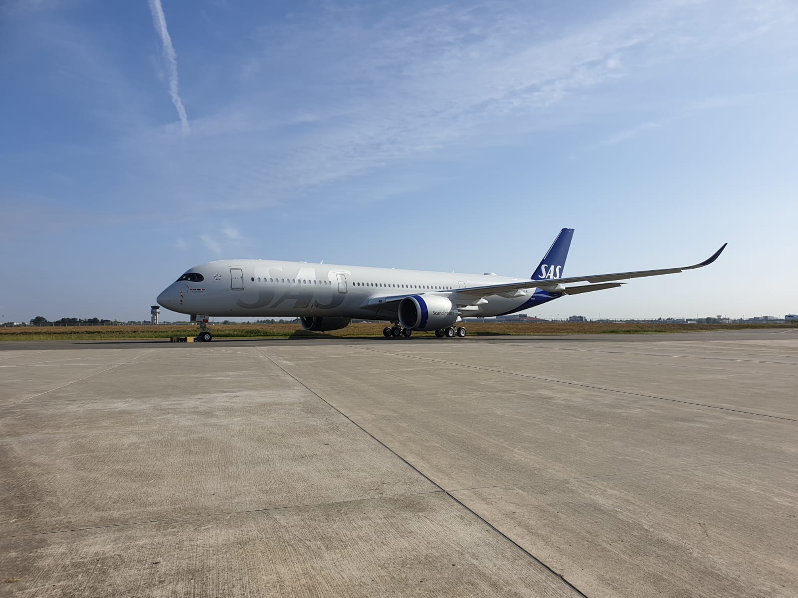 1600x1200 Old Livery vs New Livery Challenge: SAS Scandinavian Airlines