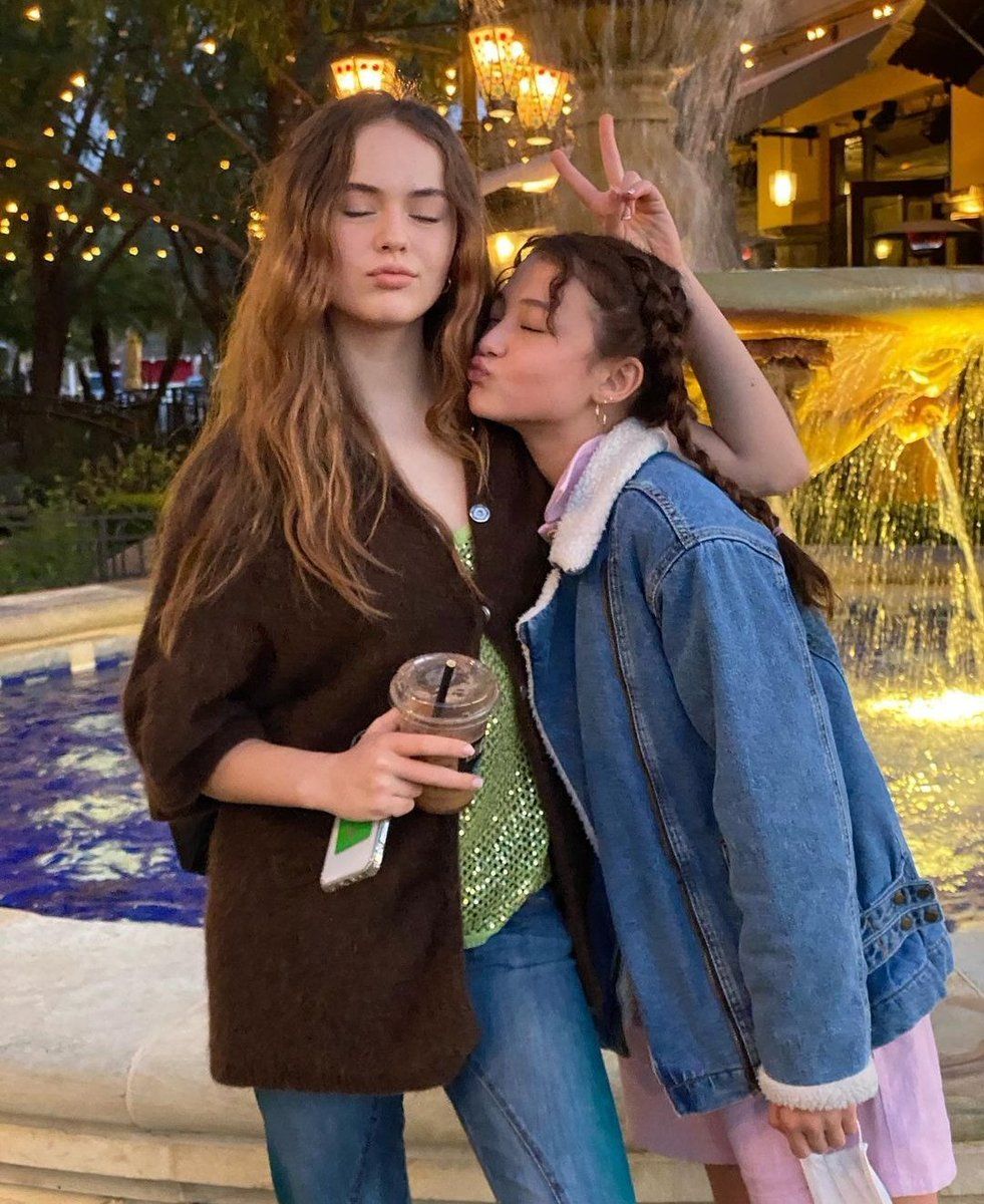 981x1200 Ella Gross / Posts / X