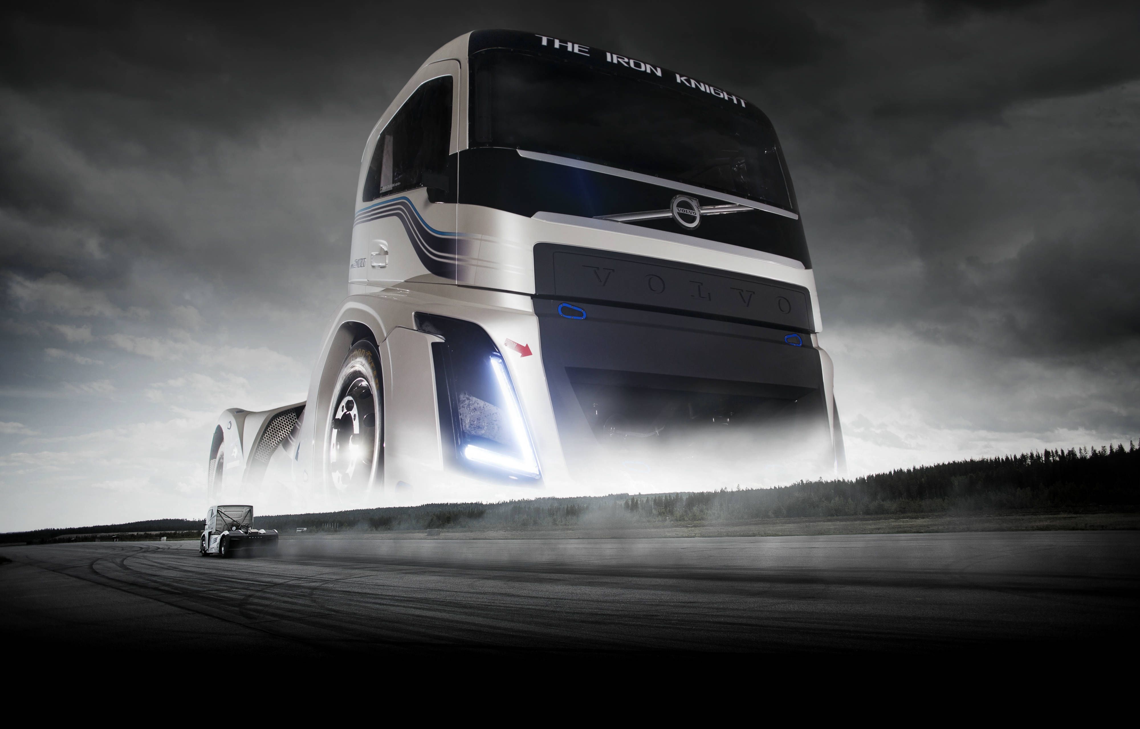 4000x2560 The world's fastest truck is a Volvo called The Iron Knight