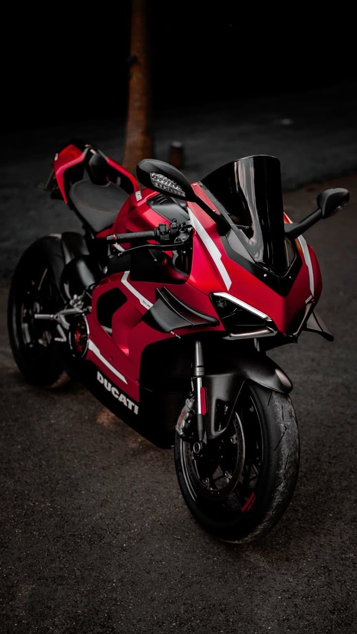 736x1308 Ducati Panigale V4