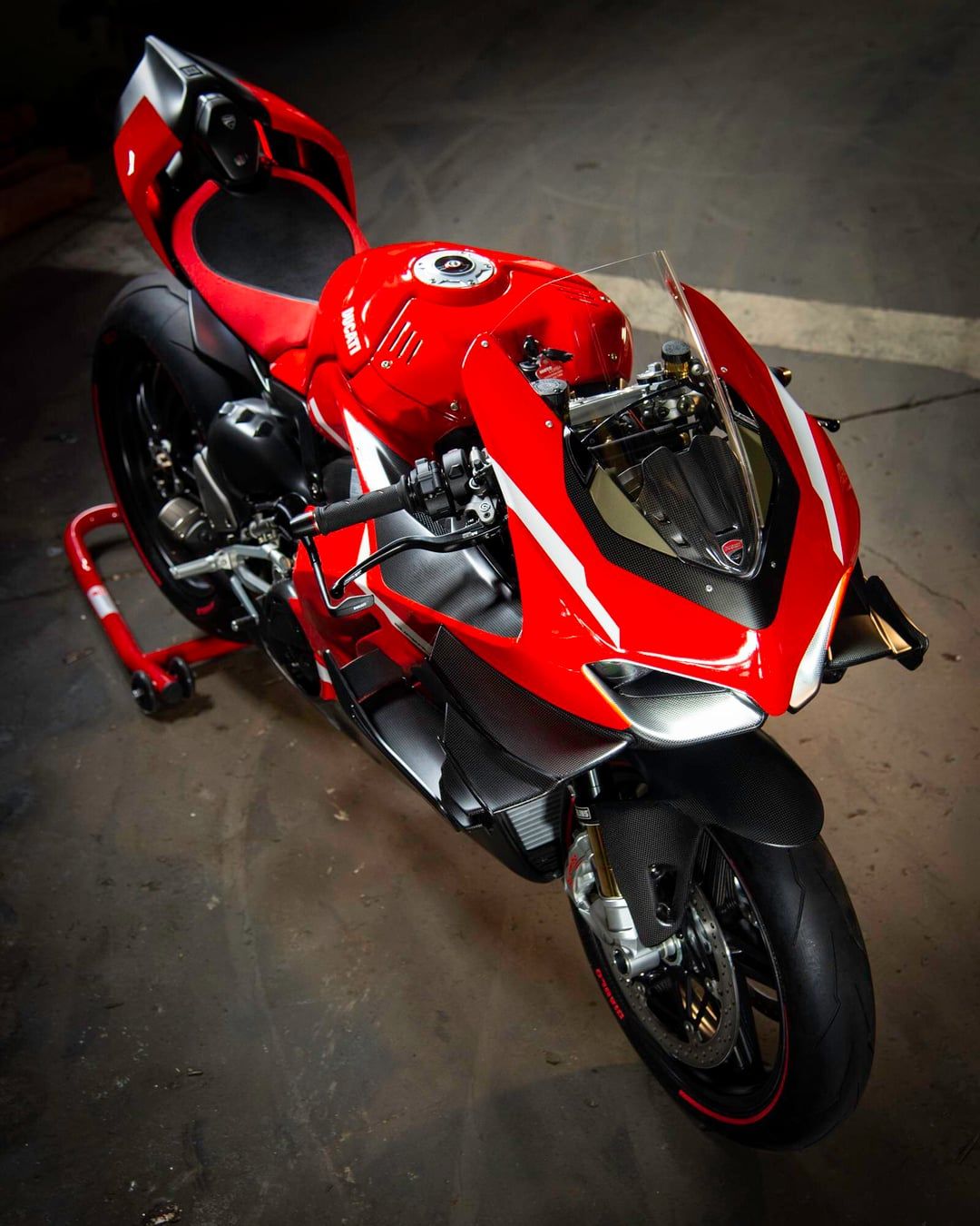 1080x1350 I took this photo of the new Superleggera V4. Hope you like it! (IG: motocorsa)