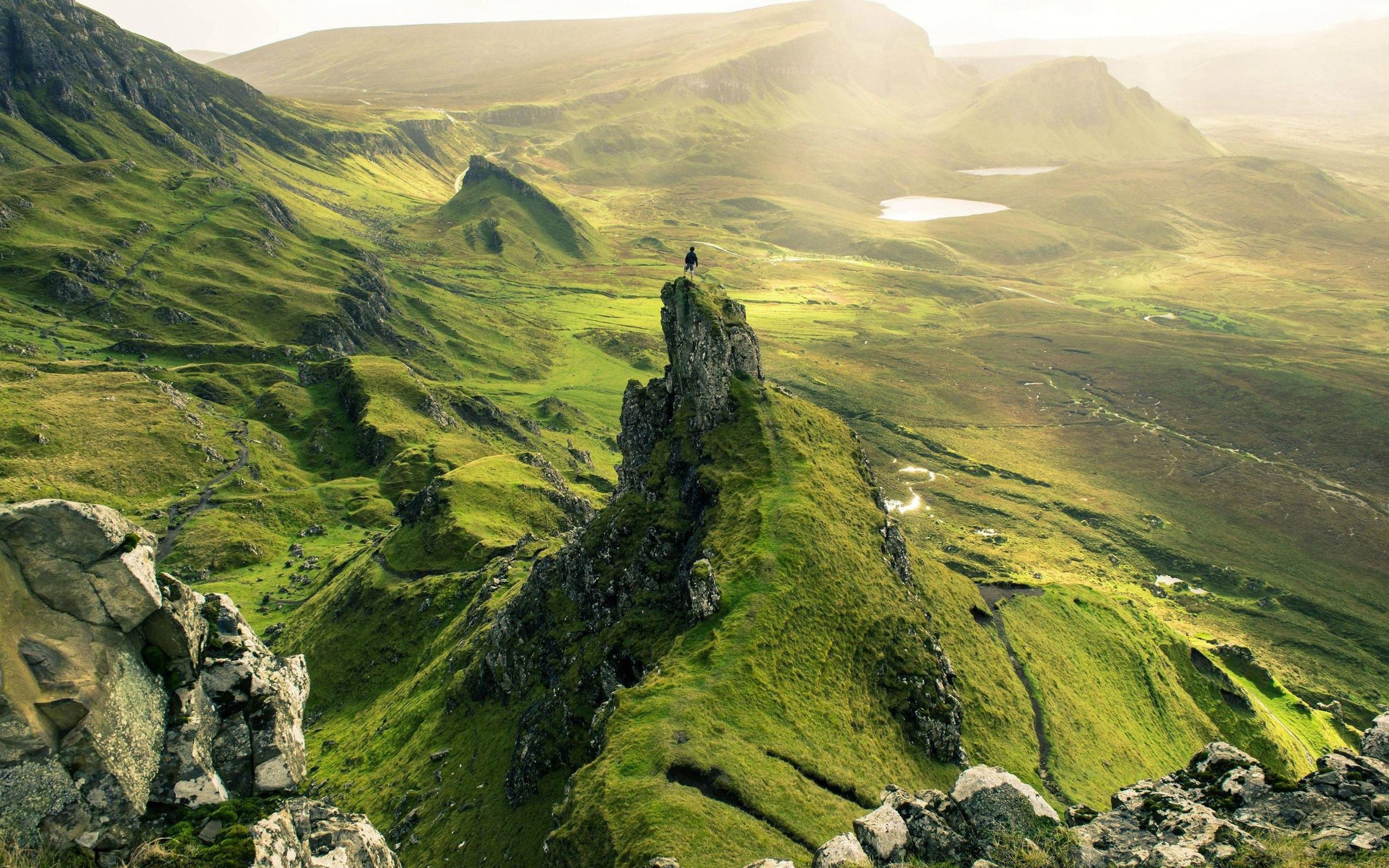 2560x1600 Mountain Quiraing Scotland Sunshine Scenery HD Wallpaper