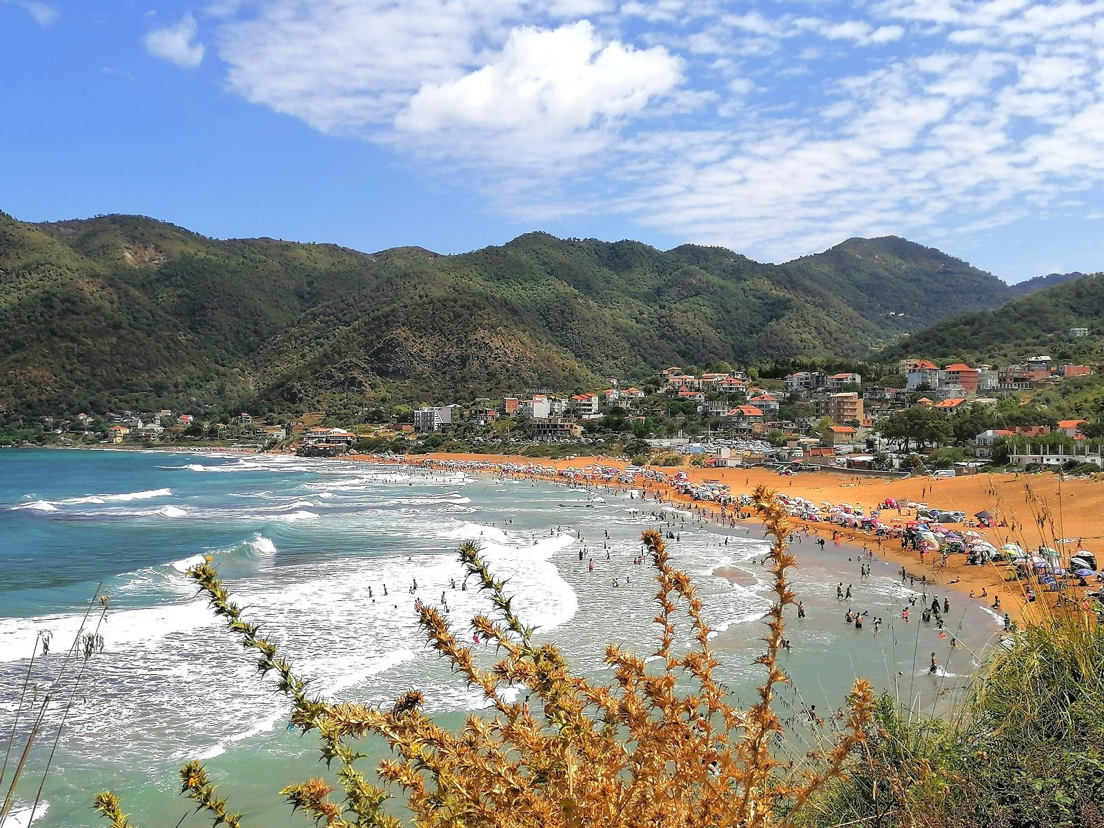 1600x1200 Aftis Beach
