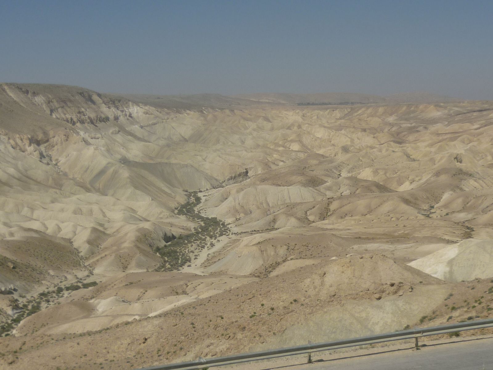1600x1200 A Day Trip in the Negev Desert, Israel