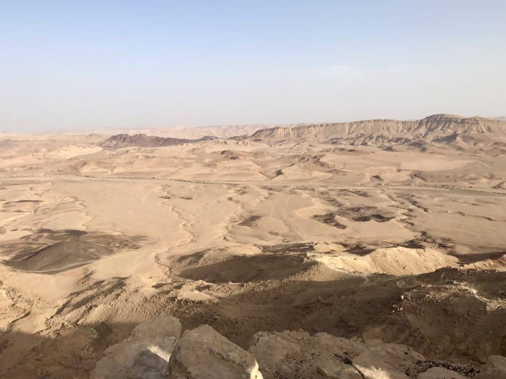 1024x768 From Tel Aviv to Eilat:ev Desert. One Girl, Whole World