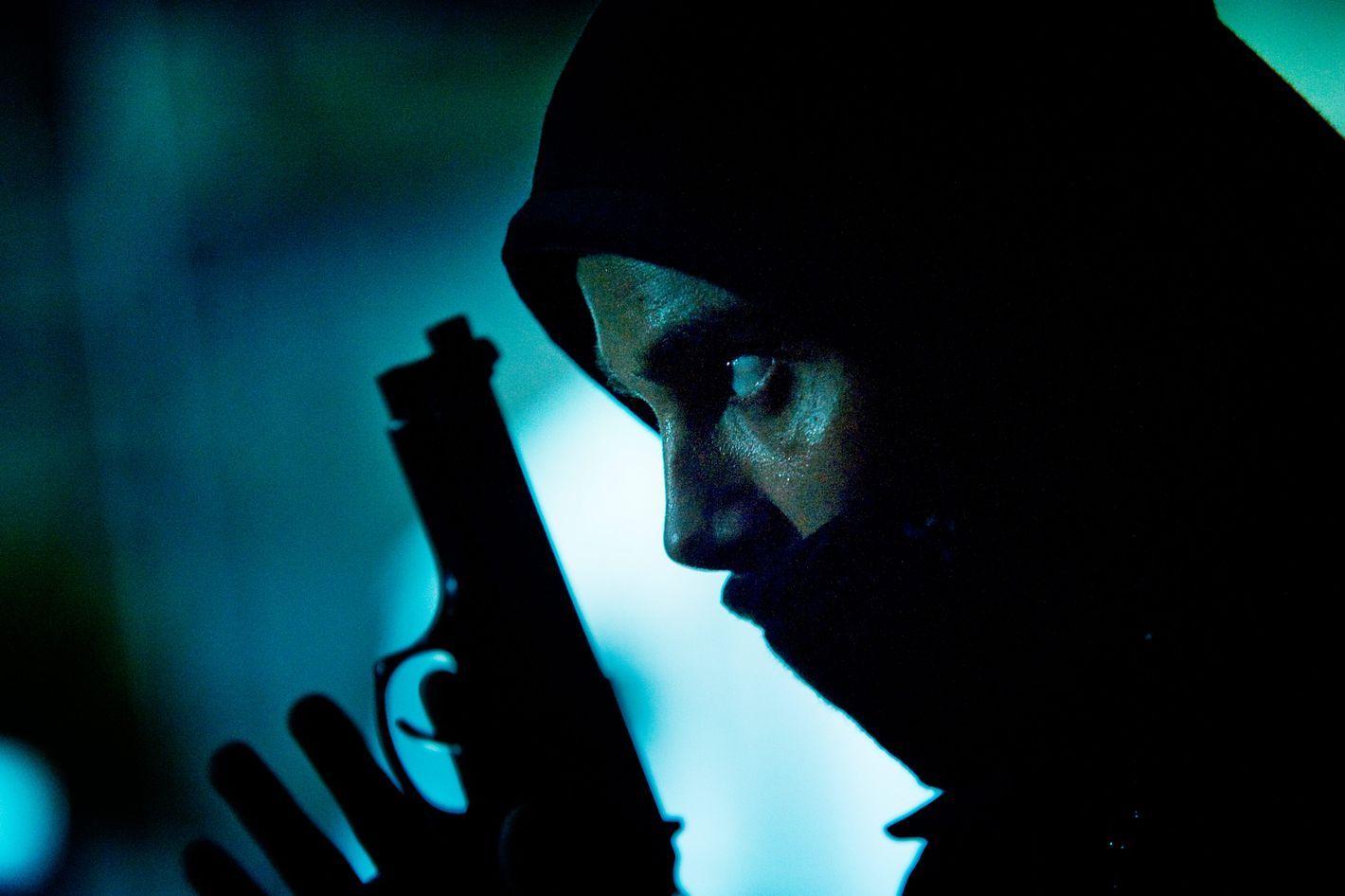 1420x946 Sundance Channel's Gomorrah Is an Unglamorized View Into Mob Life