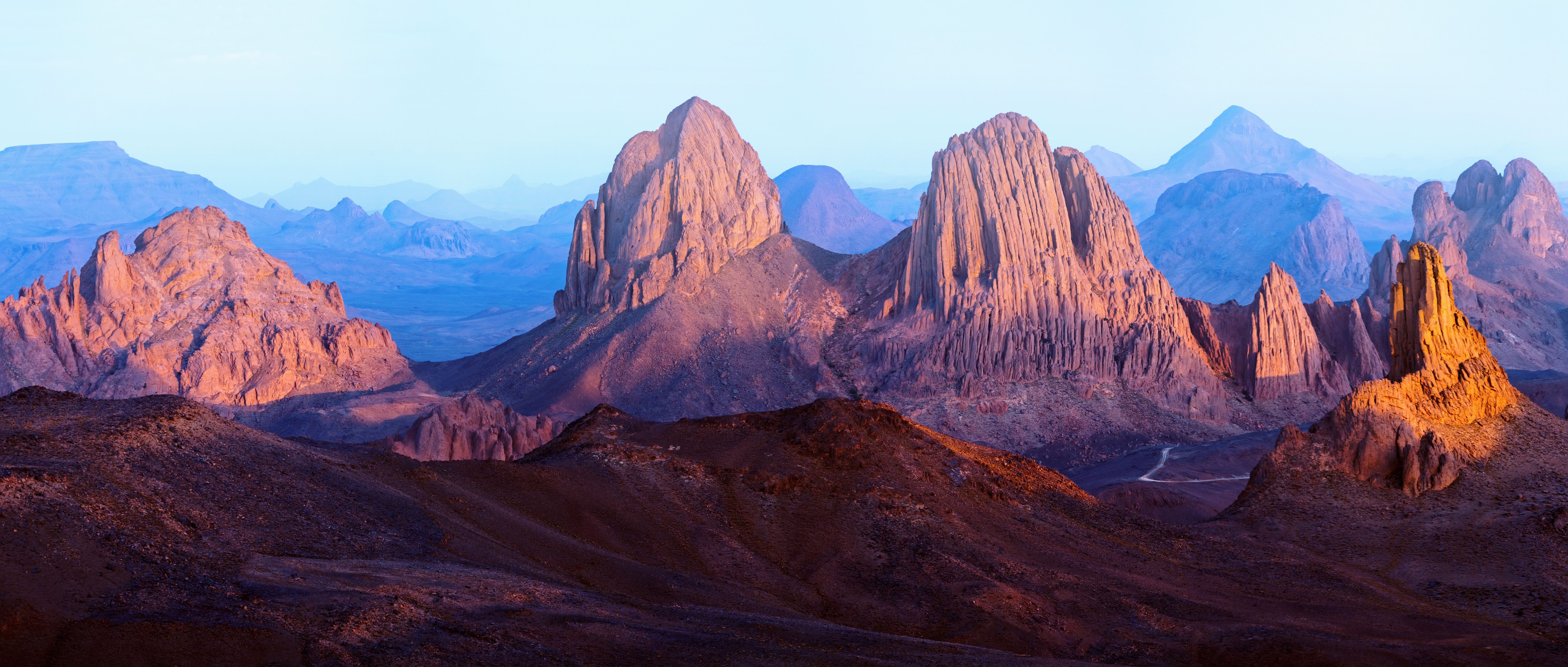7339x3122 Hoggar · Free
