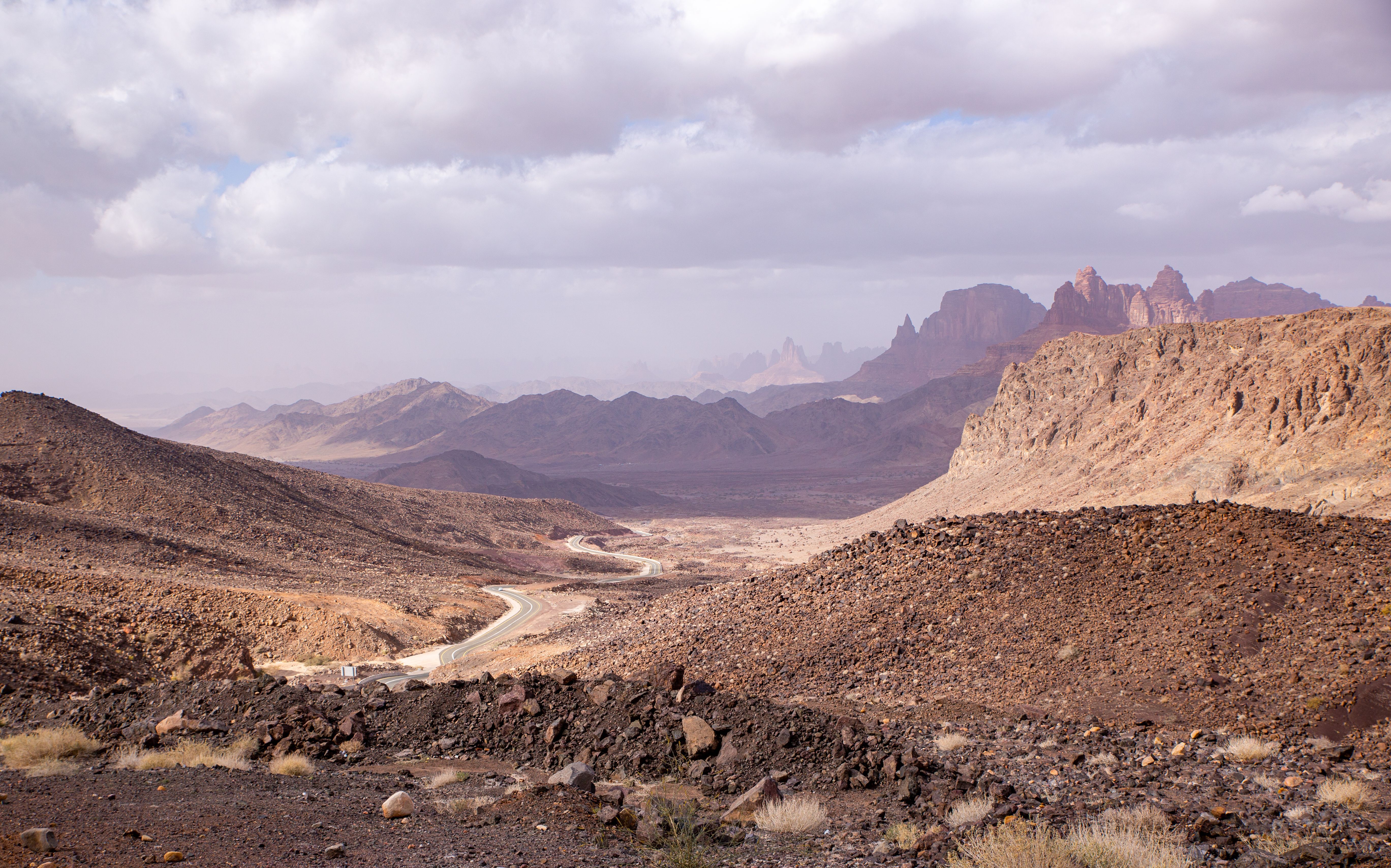 5474x3416 Hoggar · Free