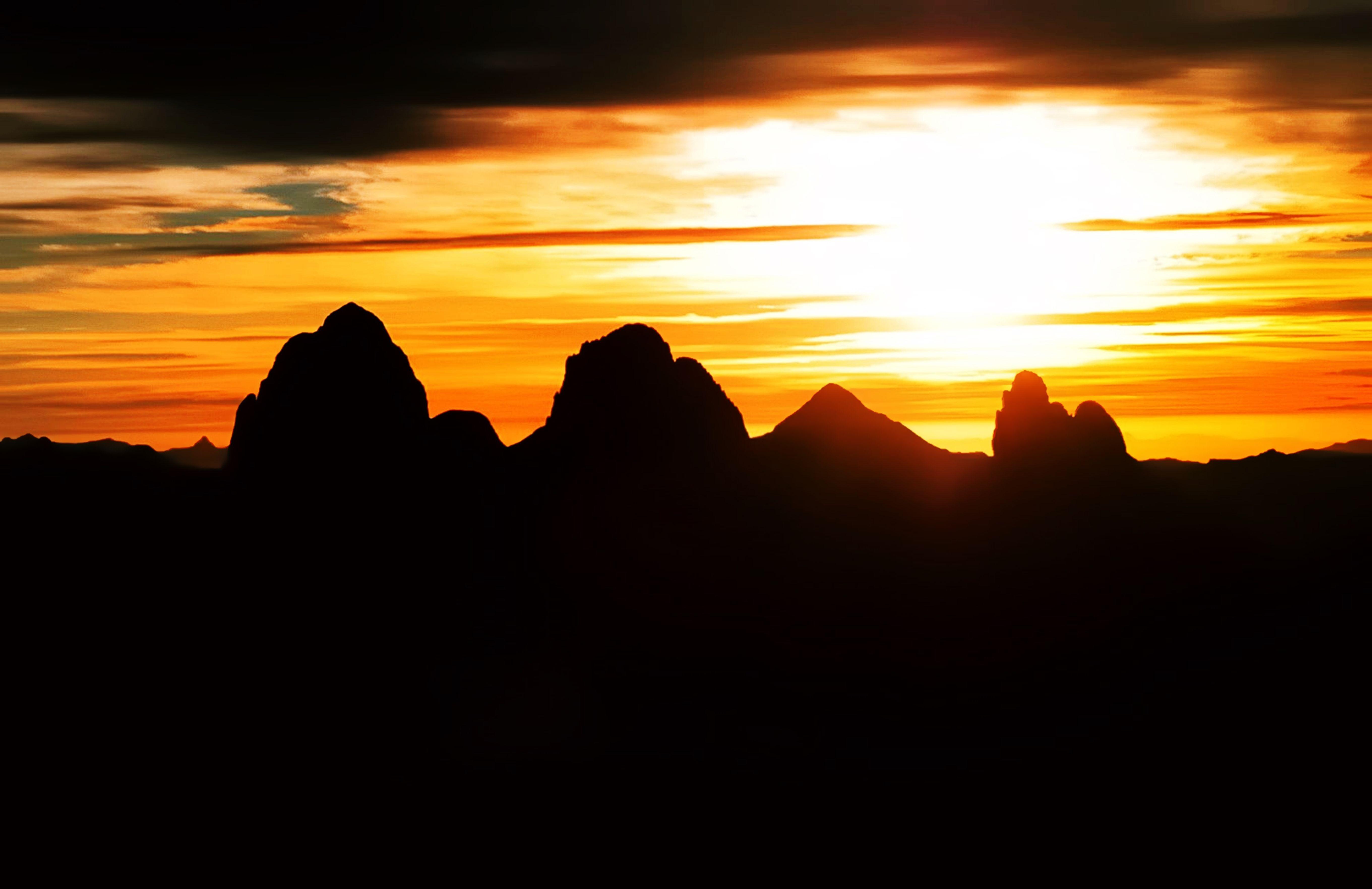 5443x3527 Hoggar Mountains Wallpaper