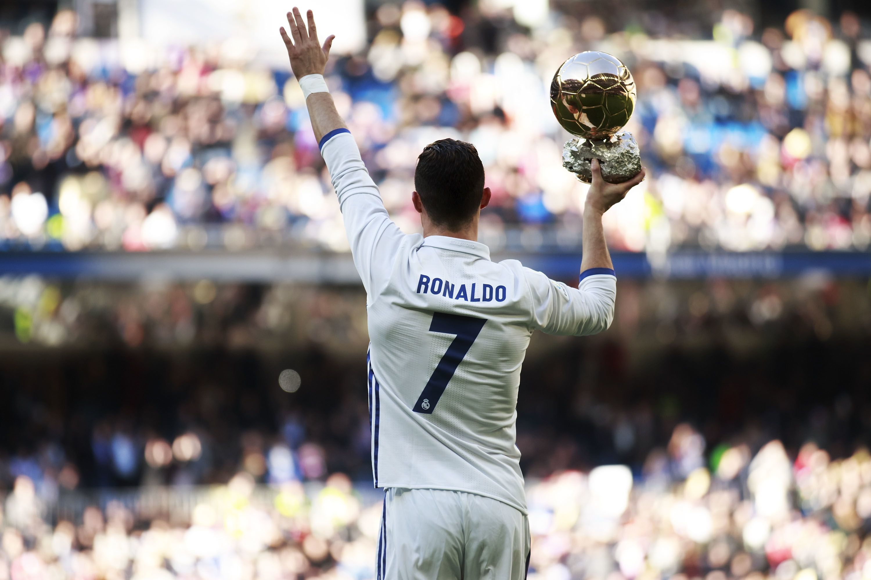 3000x2000 Real Madrid draws level with Barcelona with record run