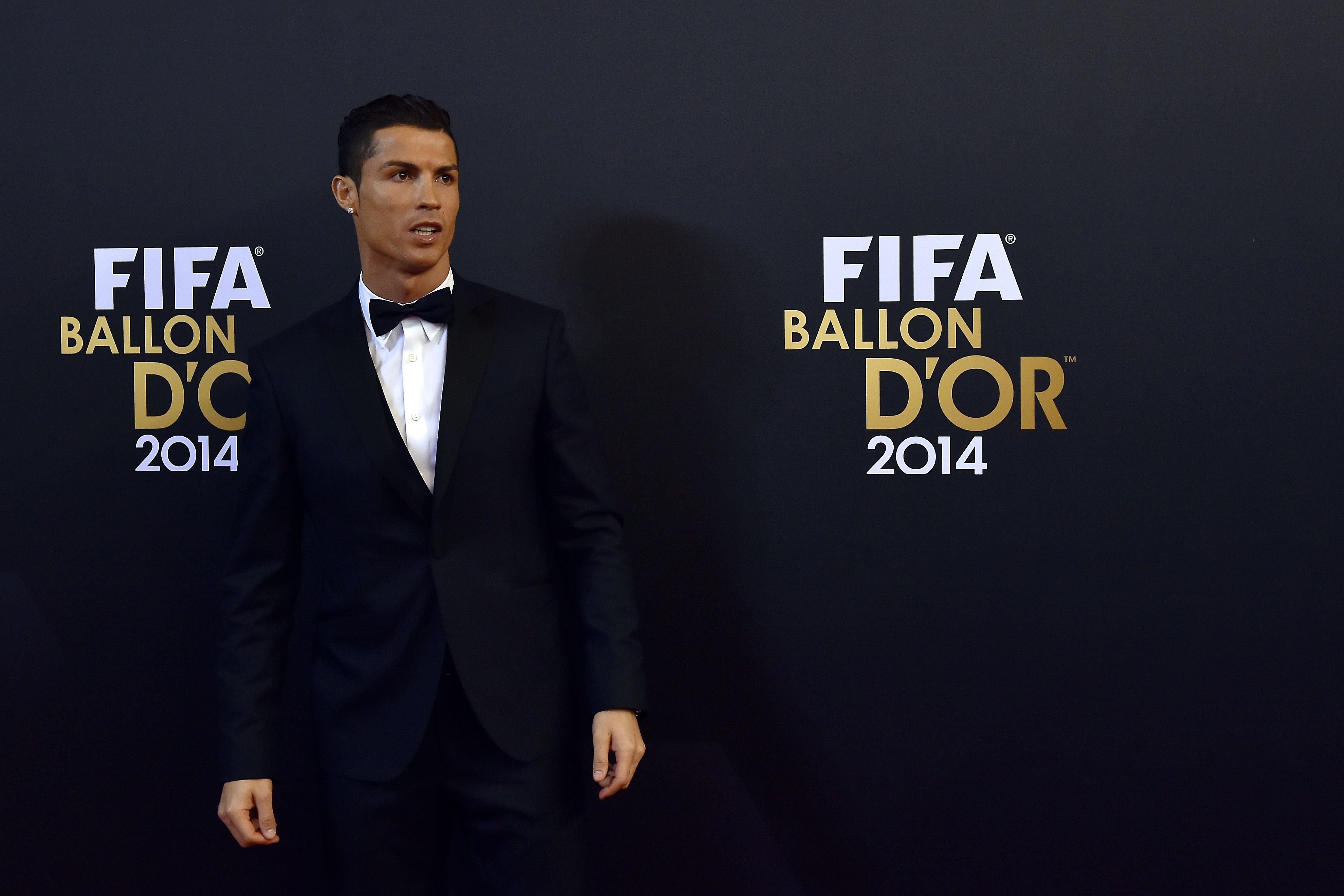 3958x2639 Cristiano Ronaldo Wins FIFA Ballon d'Or, Again