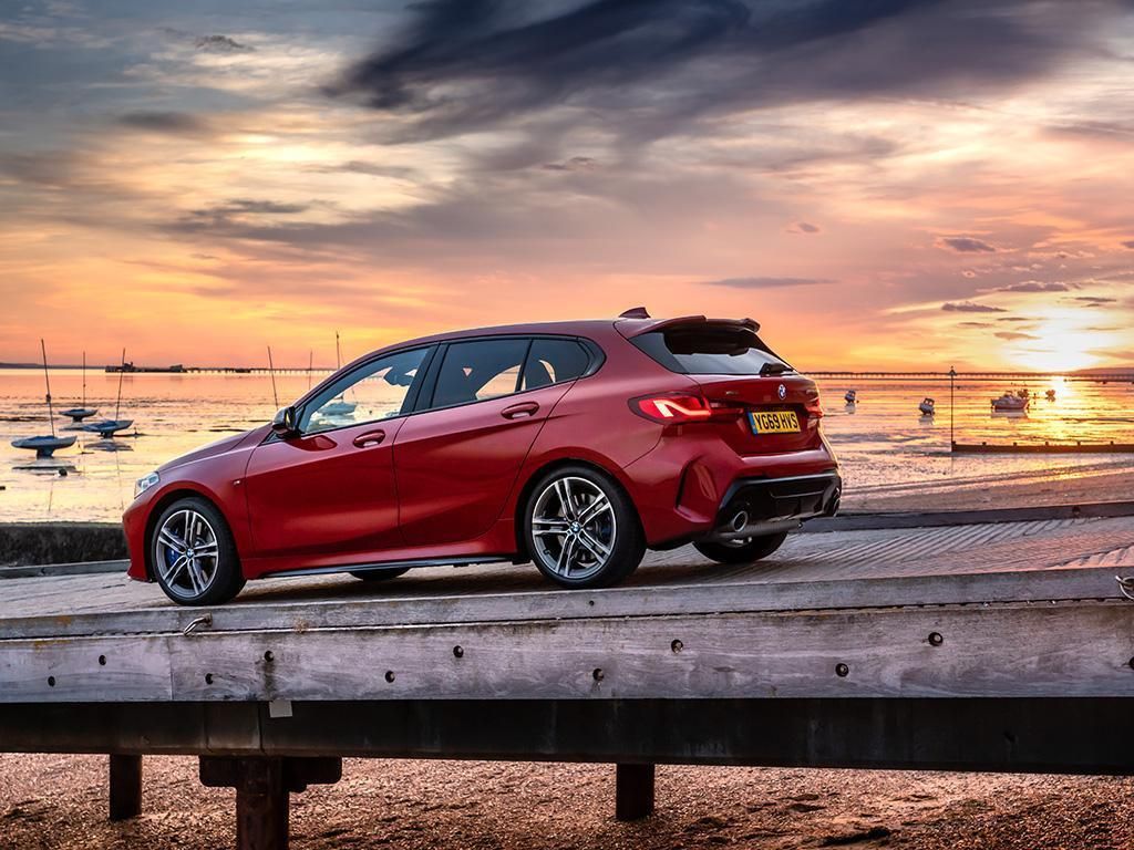 1024x768 BMW M135i xDrive
