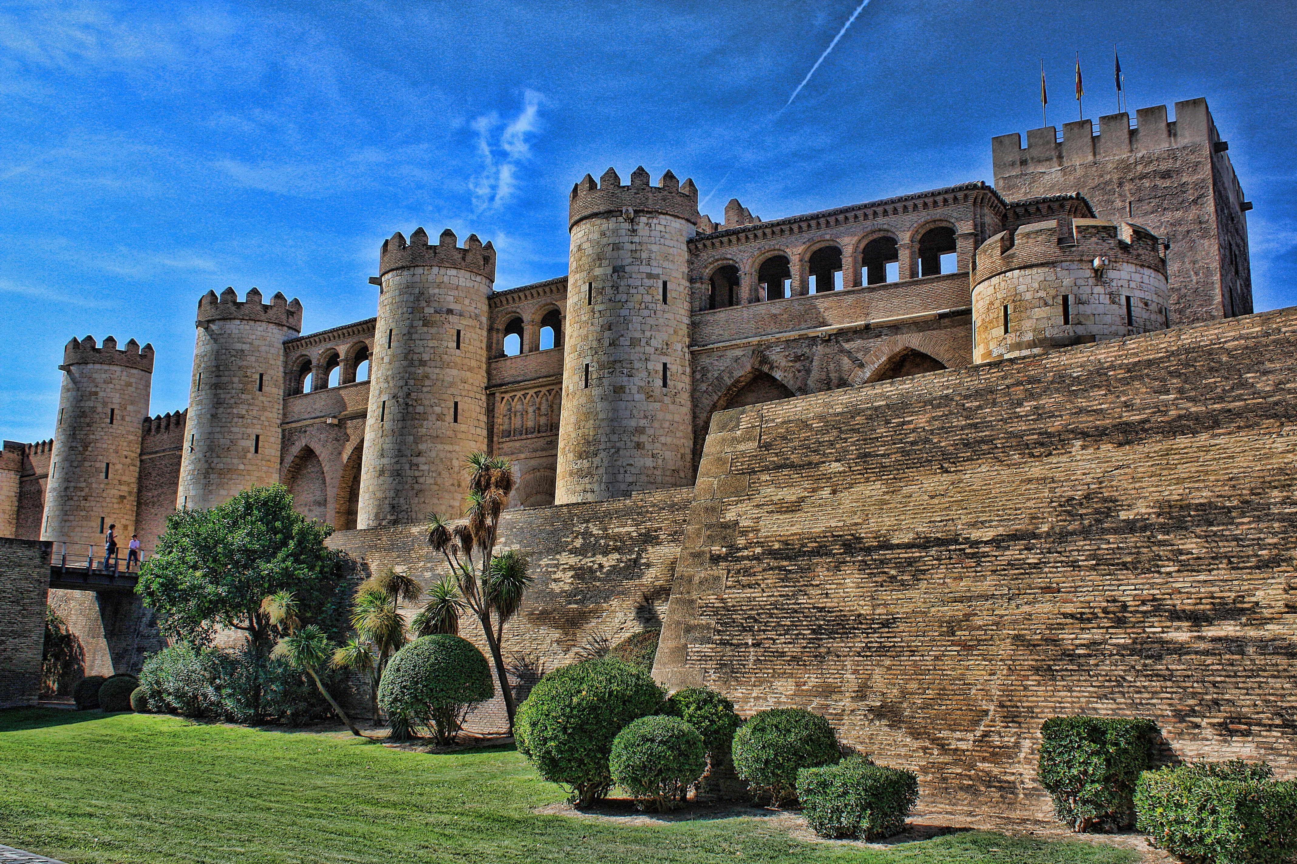 4272x2848 Free Zaragoza 4K Wallpaper & Desktop HD Background for PC