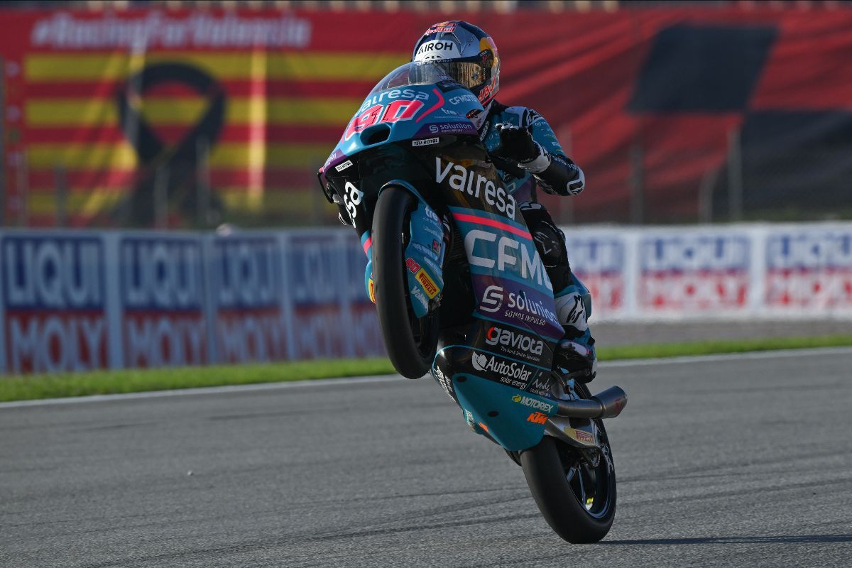 1200x800 Seventh heaven: Alonso pockets pole ahead of season finale News Archive Motorcycle News Site