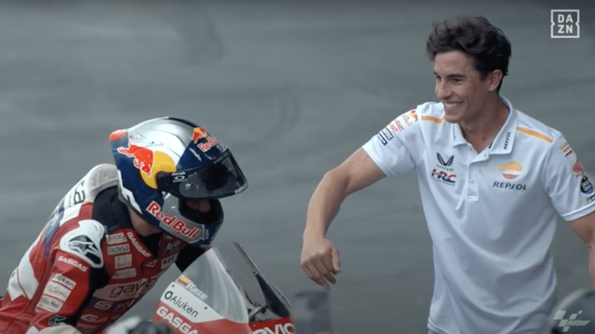 1920x1080 David Alonso y la felicitación de Marc Márquez por su rookie del año en Moto3 que lo dice todo: Que esté ahí también motiva. DAZN News ES