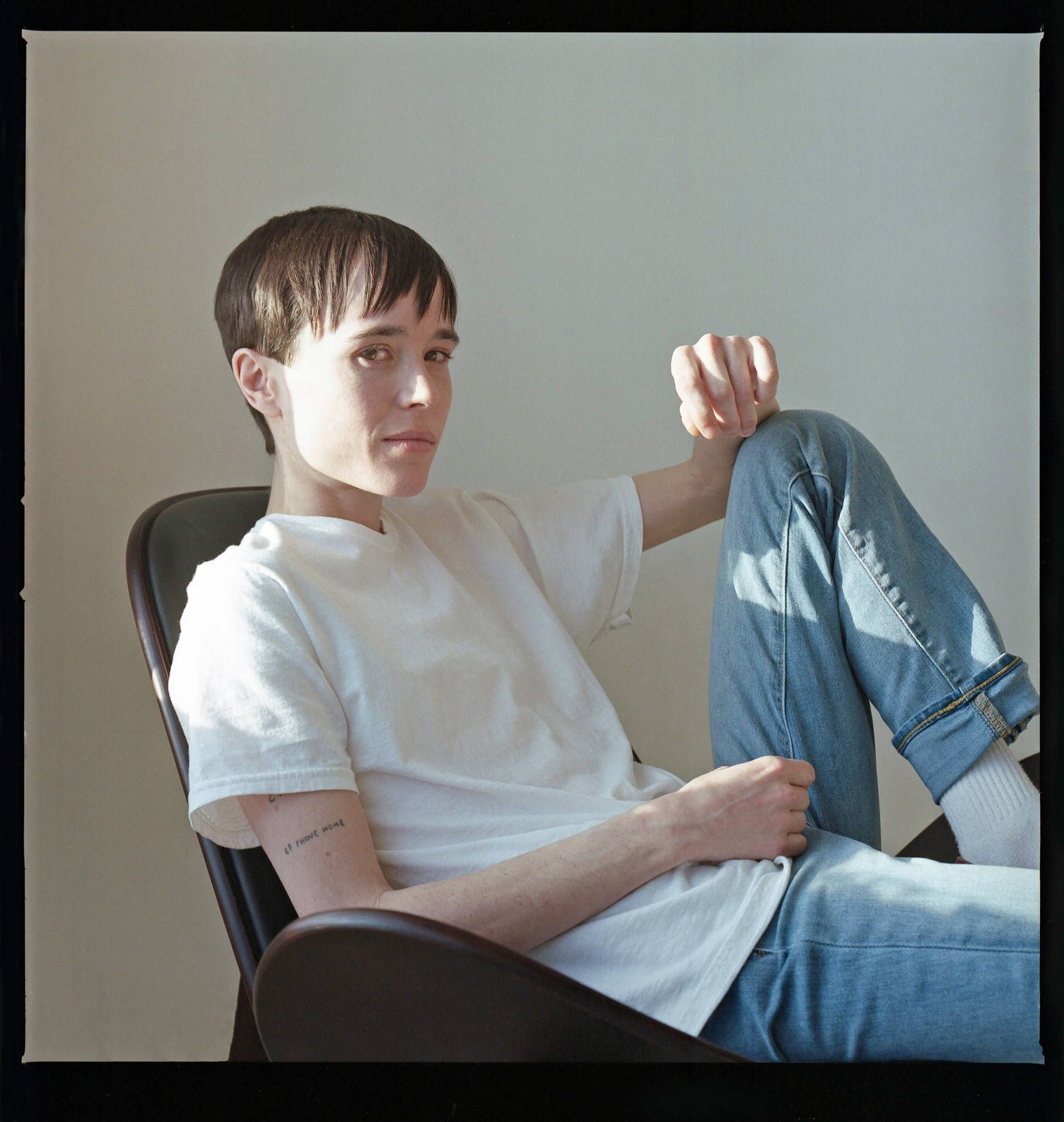 1821x1920 Download Casual Elliot Page Wallpaper