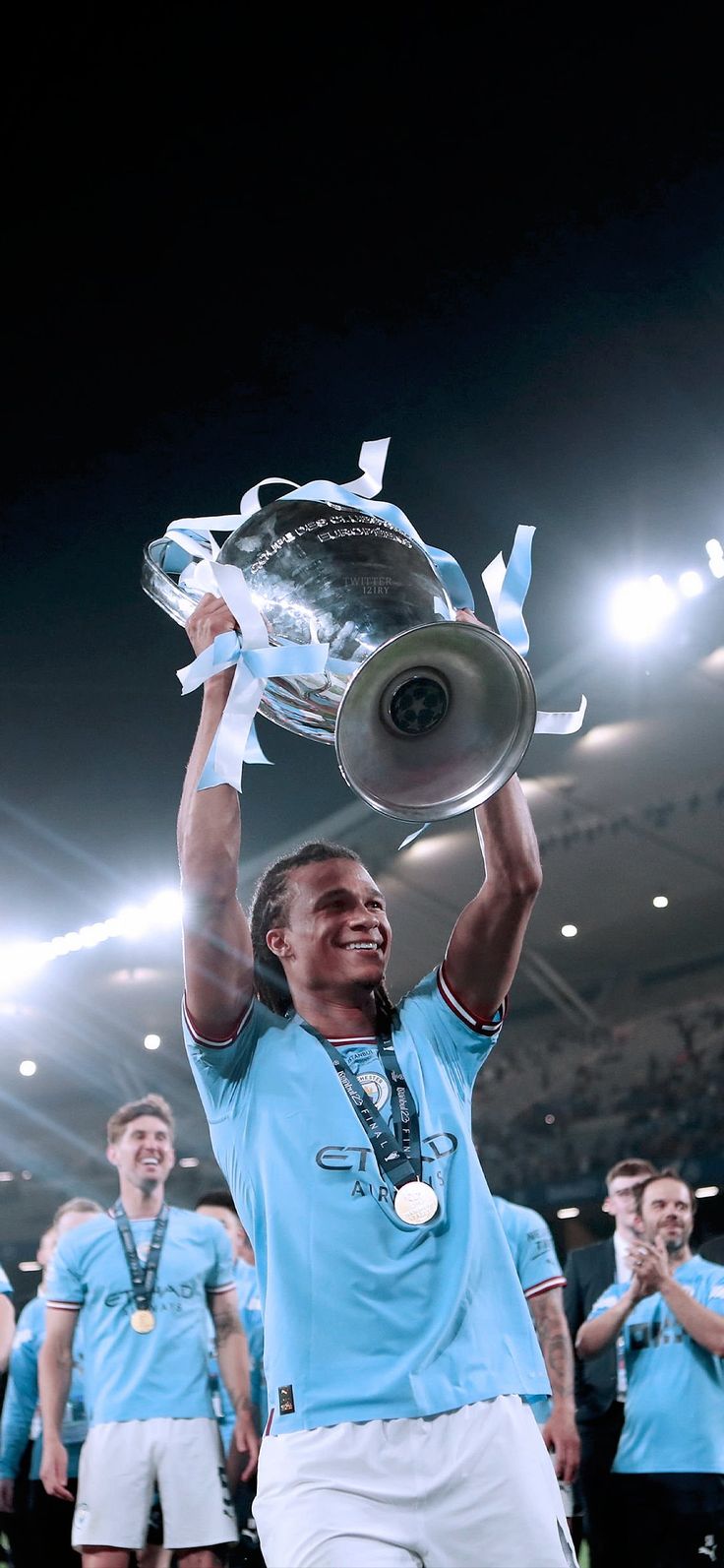 736x1593 Nathan Aké Wallpaper