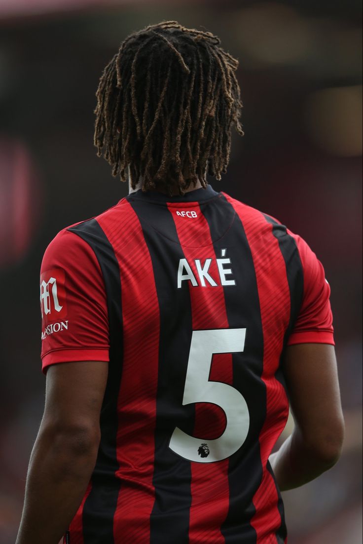 736x1102 Federico Bernardeschi. Nathan aké, Afc bournemouth, Manchester city fc