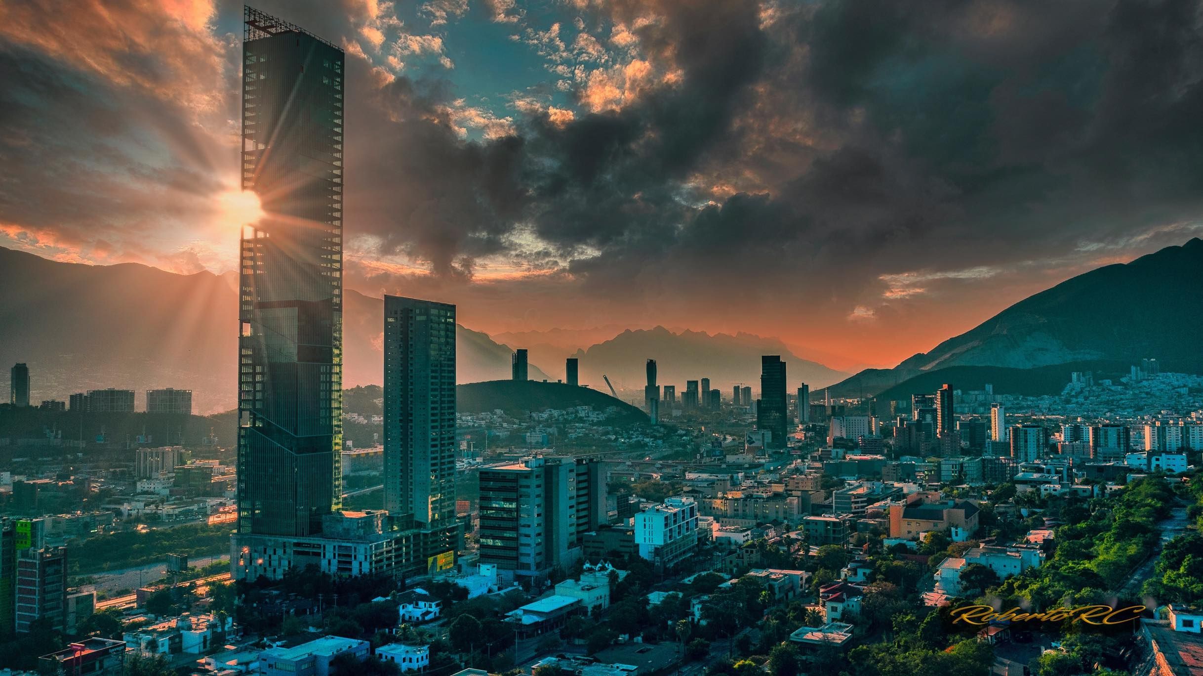 2436x1368 Nuevo León Wallpaper
