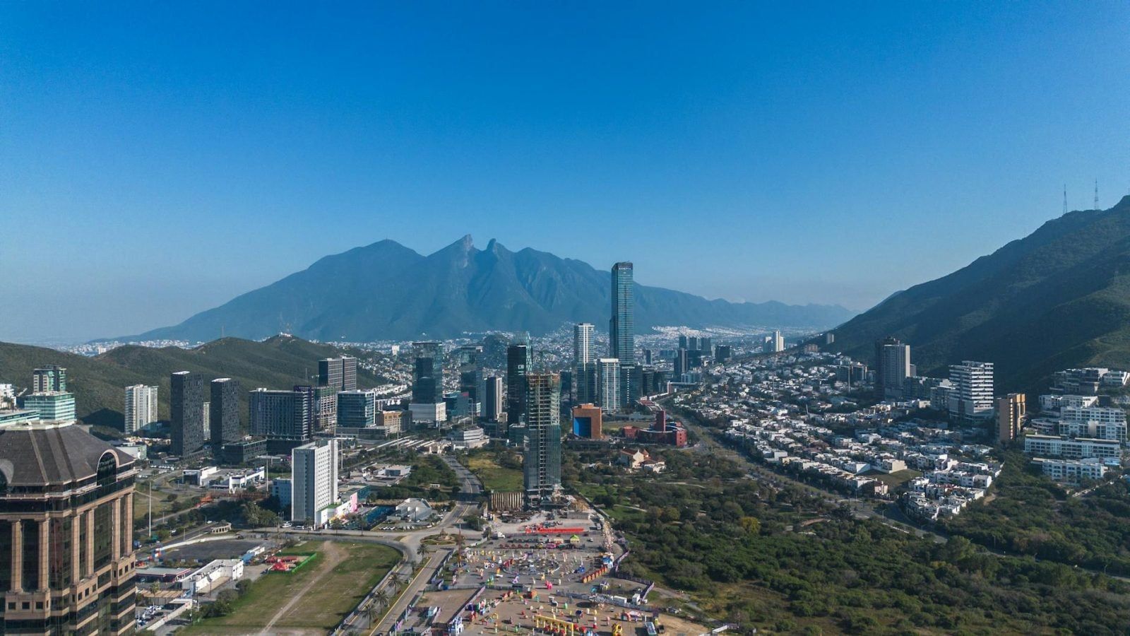 1600x900 Discover the best things to do in Nuevo León, Darling