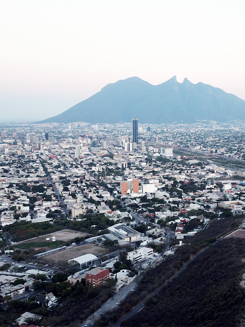 972x1296 Emerging Industrial Markets: Monterrey, Mexico