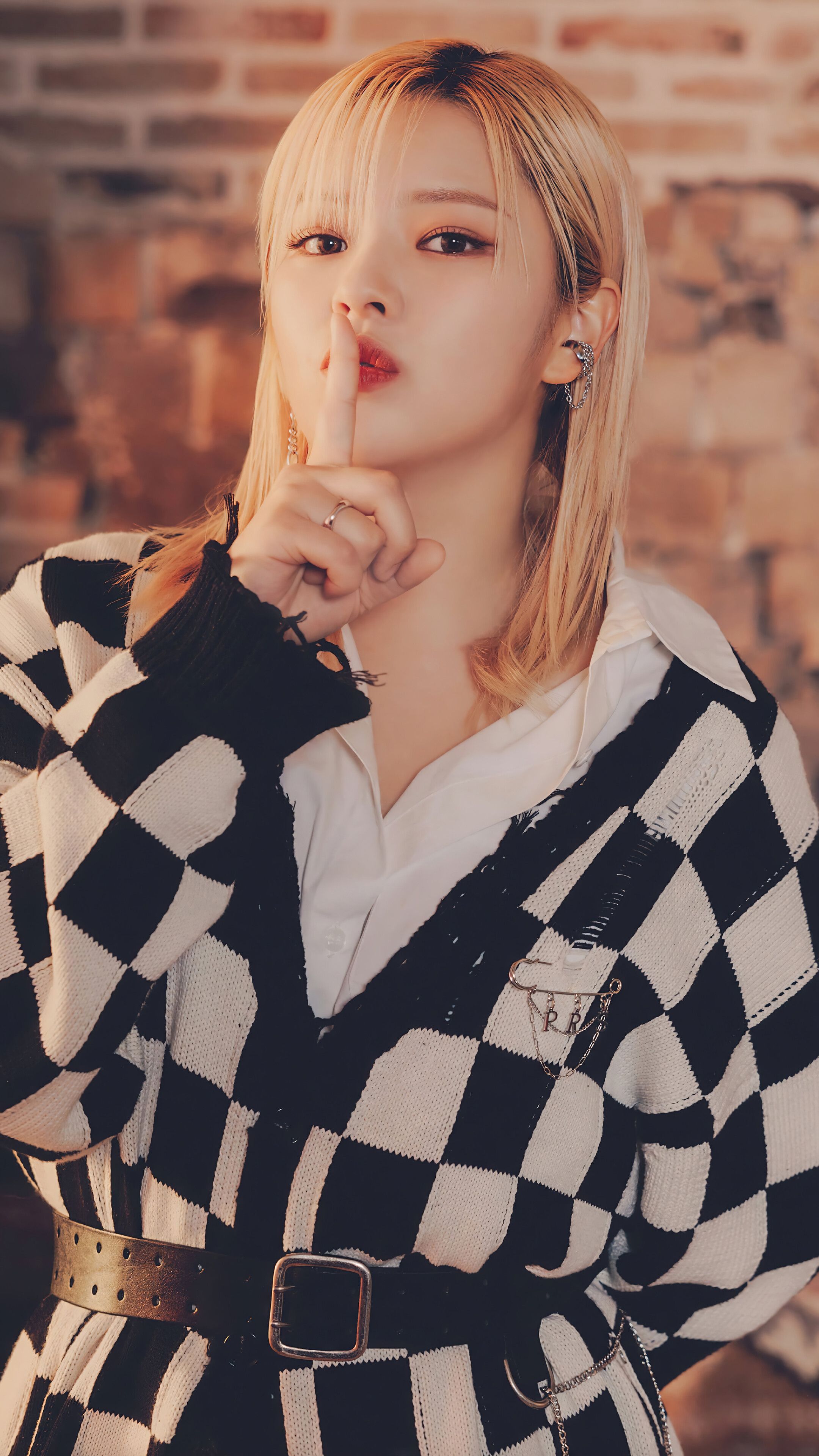 2160x3840 Jeongyeon TWICE Seasons Greetings 2023 4K Wallpaper iPhone HD Phone j