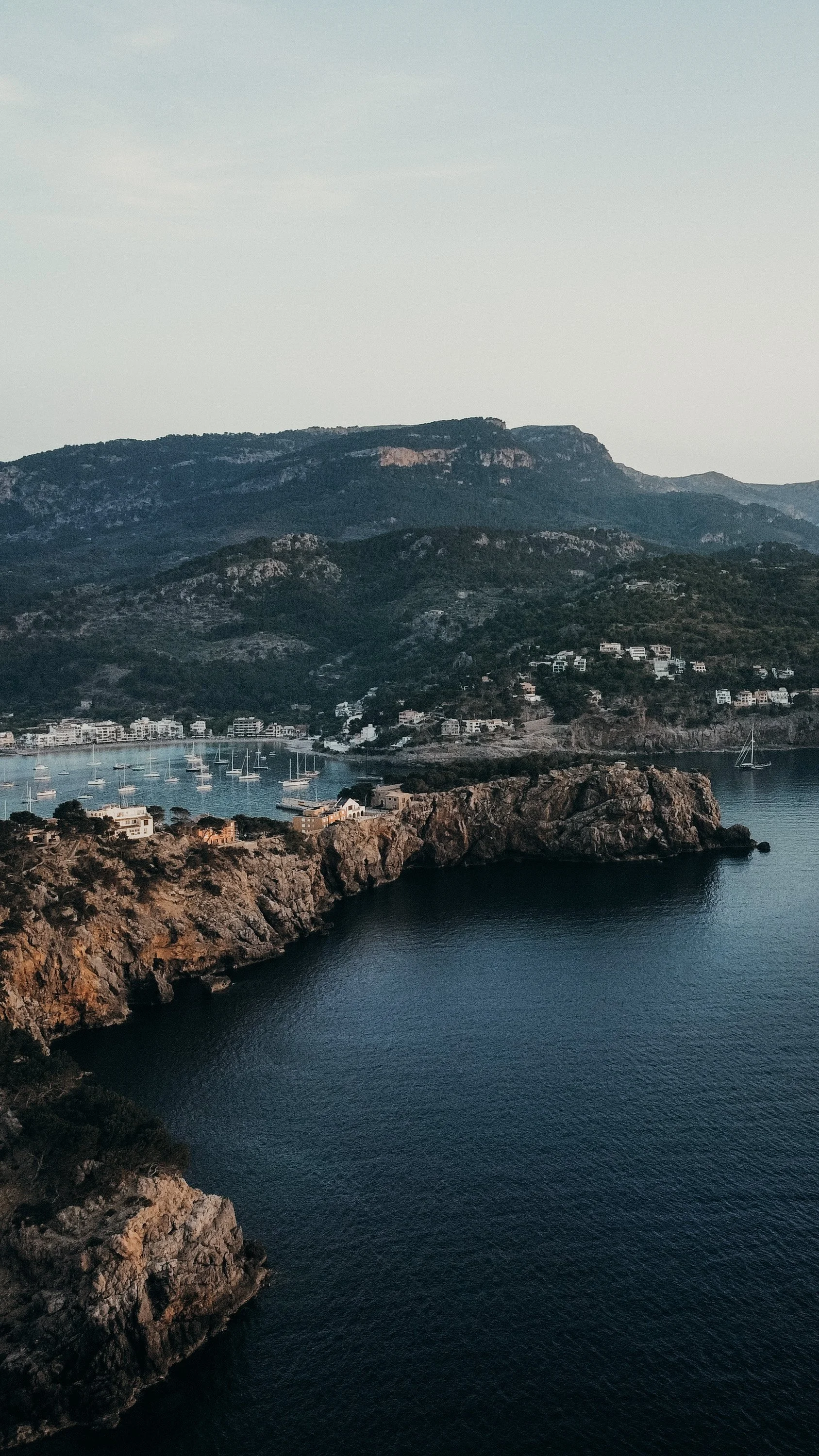 1687x3000 The Luxury Beaches. Experience Luxury Beaches