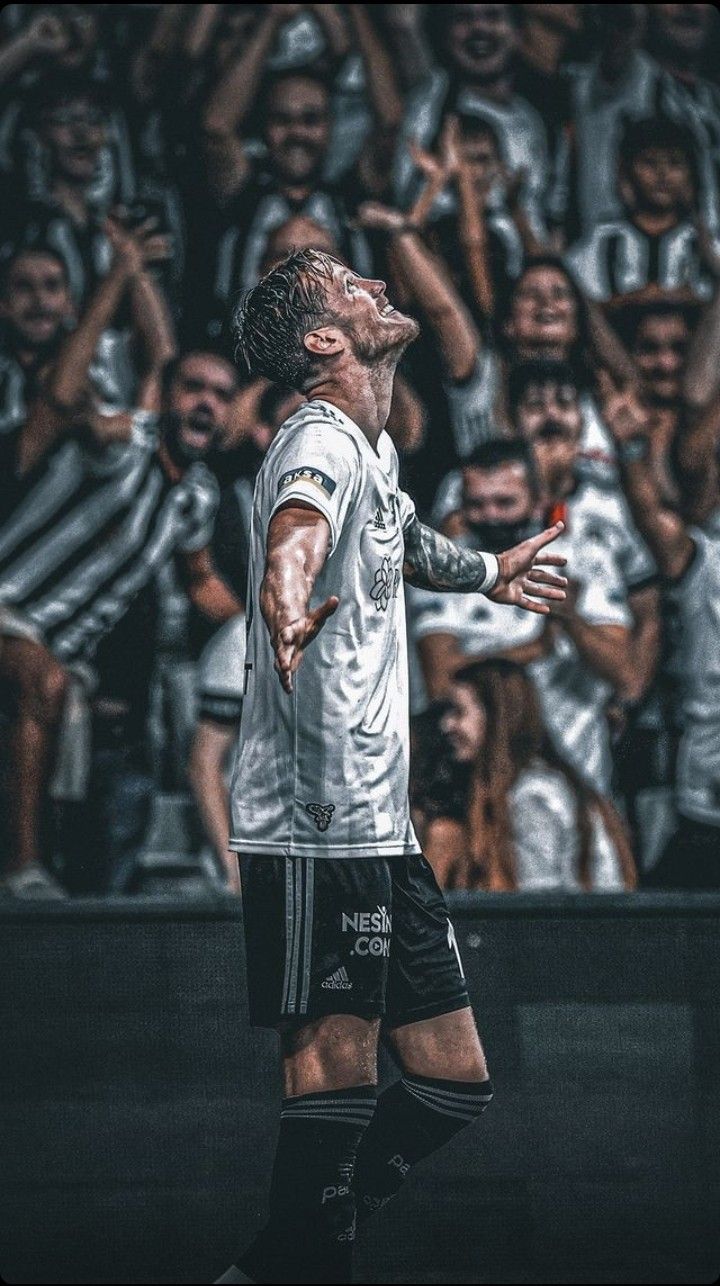 720x1286 Wout Weghorst için 24 fikir. futbolcular, futbol, siyahın gücü