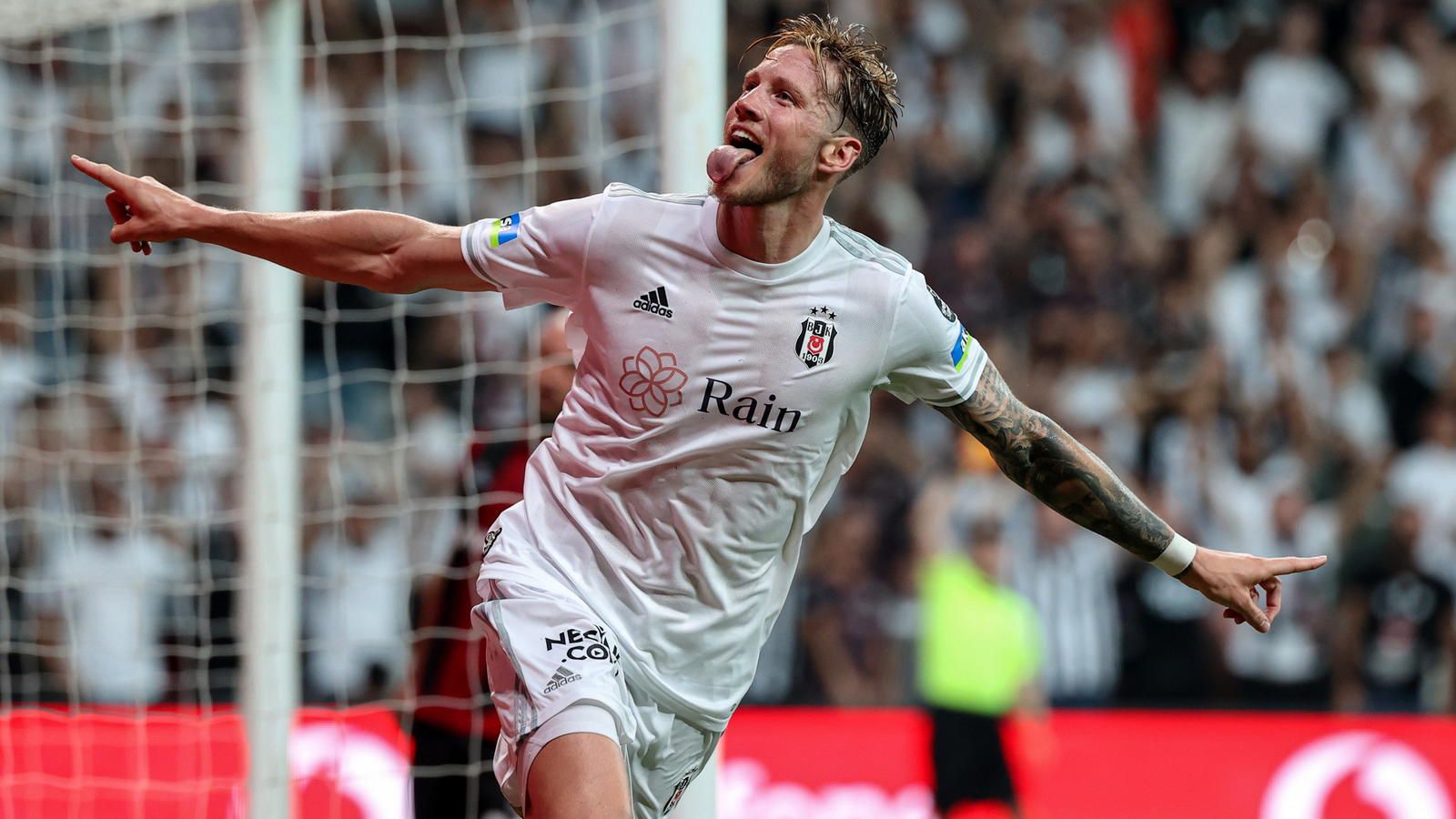 1600x900 Man United reach agreement with Besiktas for Wout Weghorst