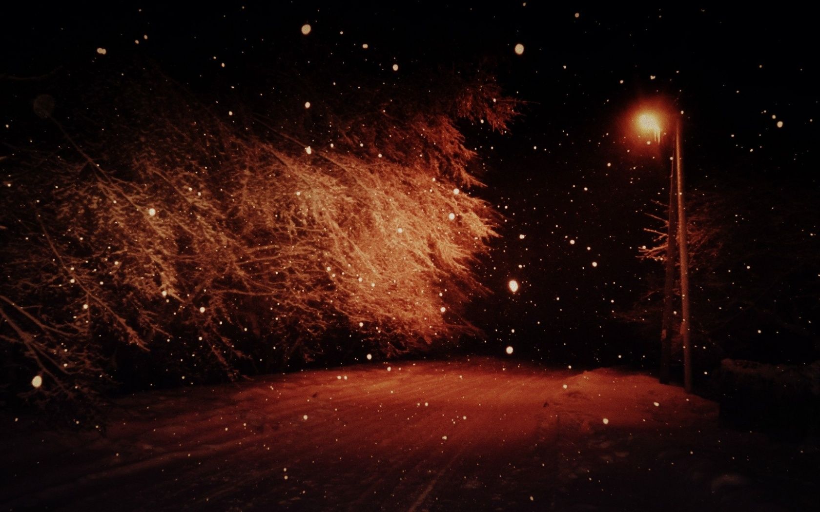 1680x1050 Dark Winter Night 4K UHD Wallpaper for UltraHD Desktop and TV : Widescreen and UltraWide Display : Smartphone and Tablet Devices