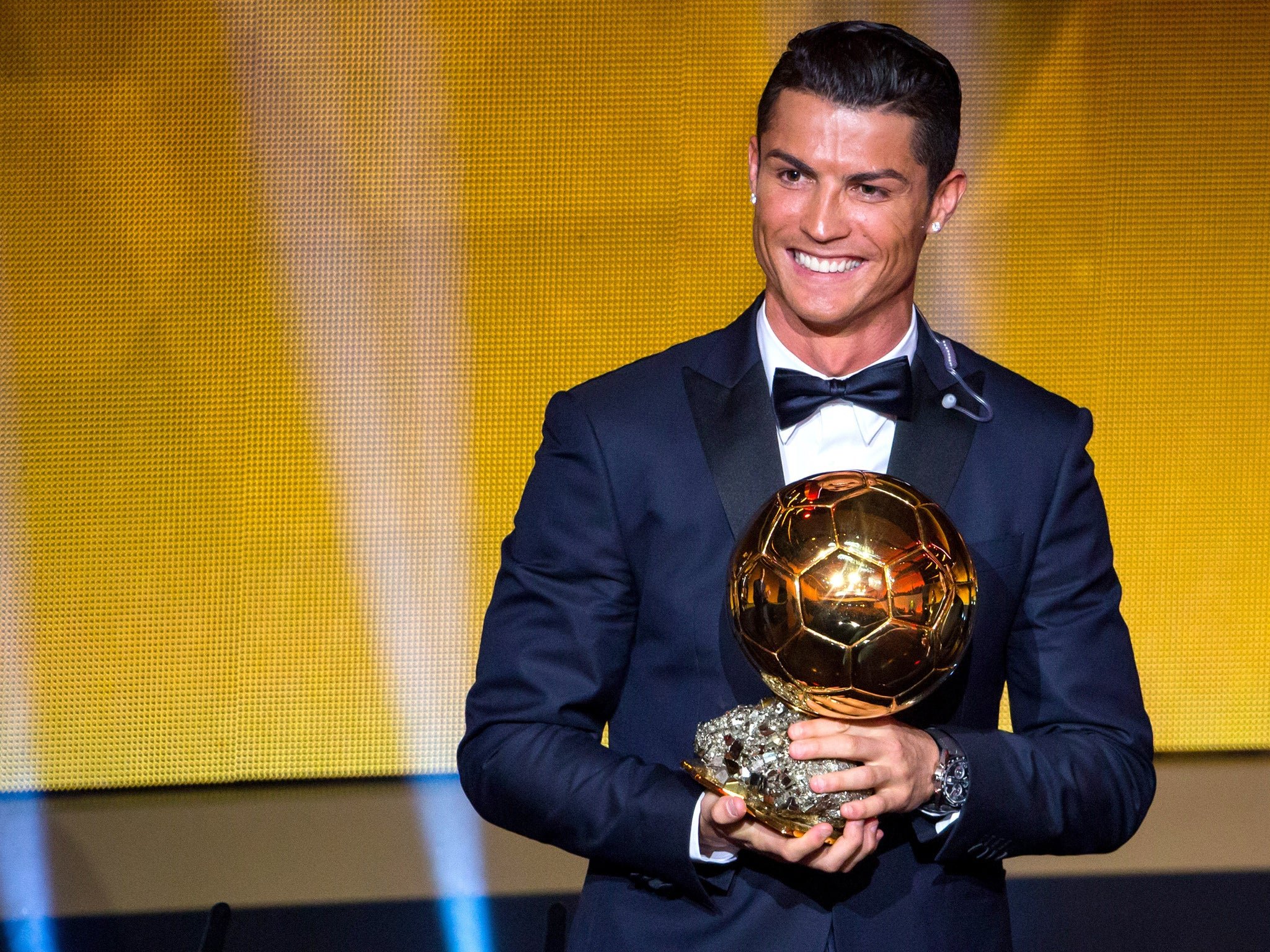 2048x1536 Cristiano Ronaldo wins Ballon d'Or 2014: Real Madrid star wins prestigious award ahead of Barcelona rival Lionel Messi and Manuel Neuer