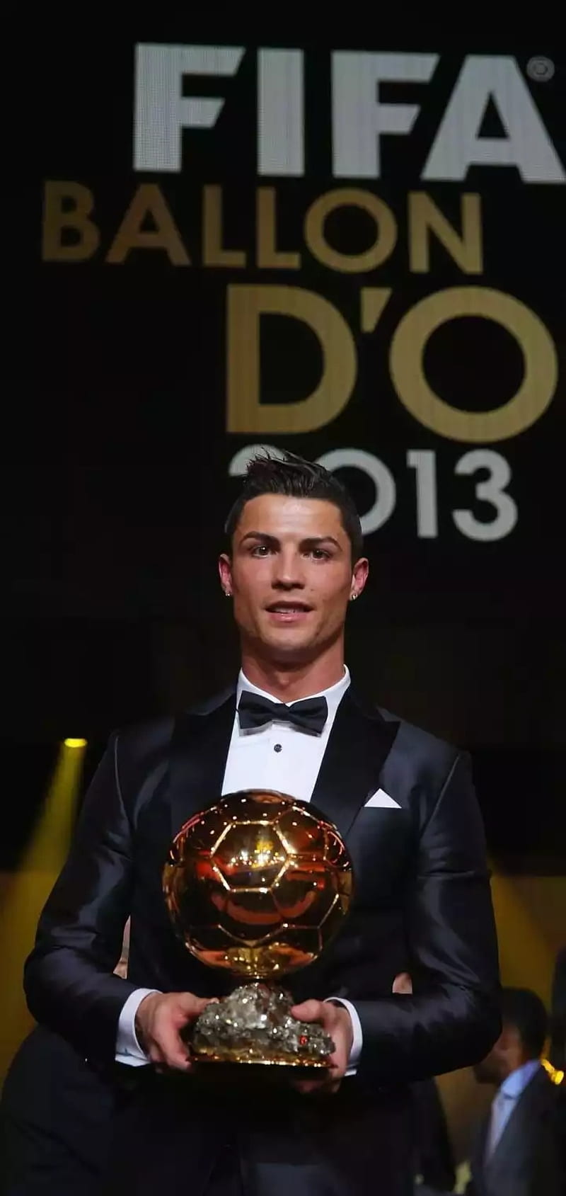 800x1689 Cristiano Ronaldo, cristiano ronaldo, football, esports, HD phone wallpaper