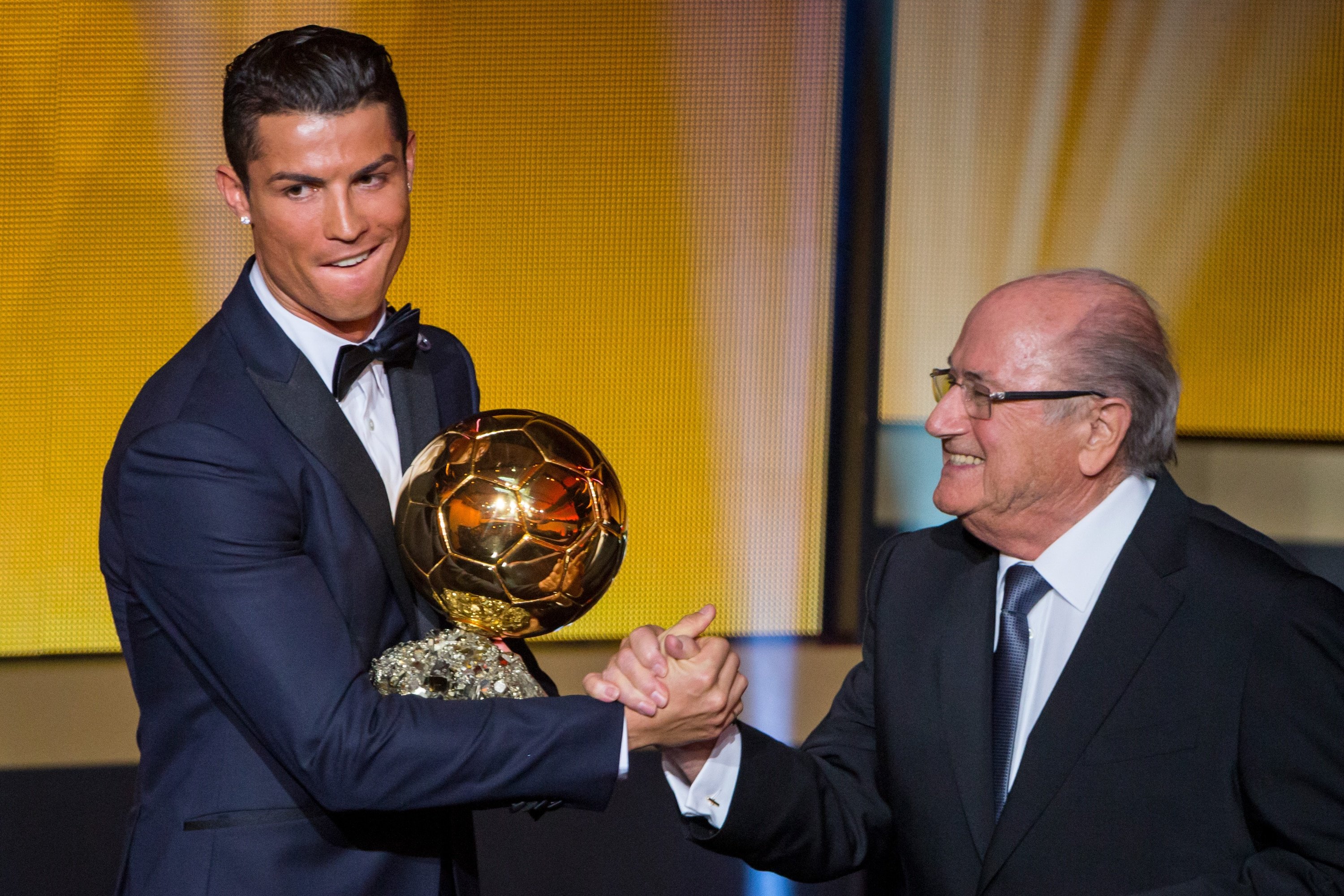 3000x2000 Ballon d'Or Winner 2014: Cristiano Ronaldo Stakes Claim as World's Top Player