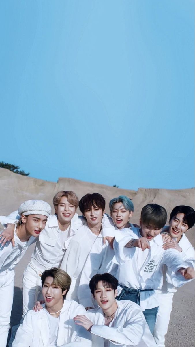676x1200 Stray Kids 'Blueprint' MV