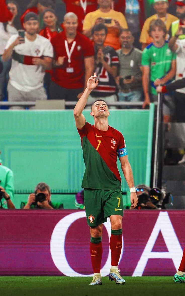 736x1175 Cristiano ronaldo 2022 worldcup Kit Wallpaper HD