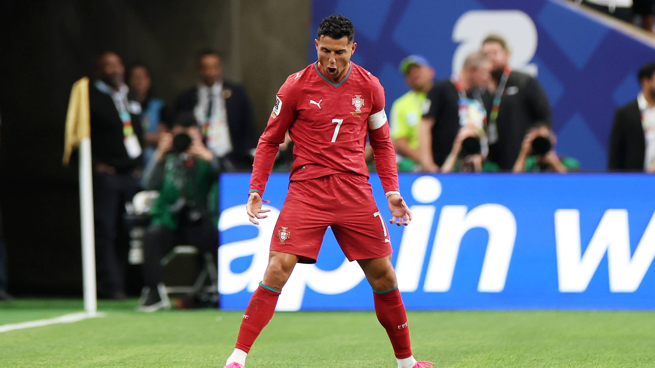 2560x1440 Cristiano Ronaldo Just Set a New World Cup Record