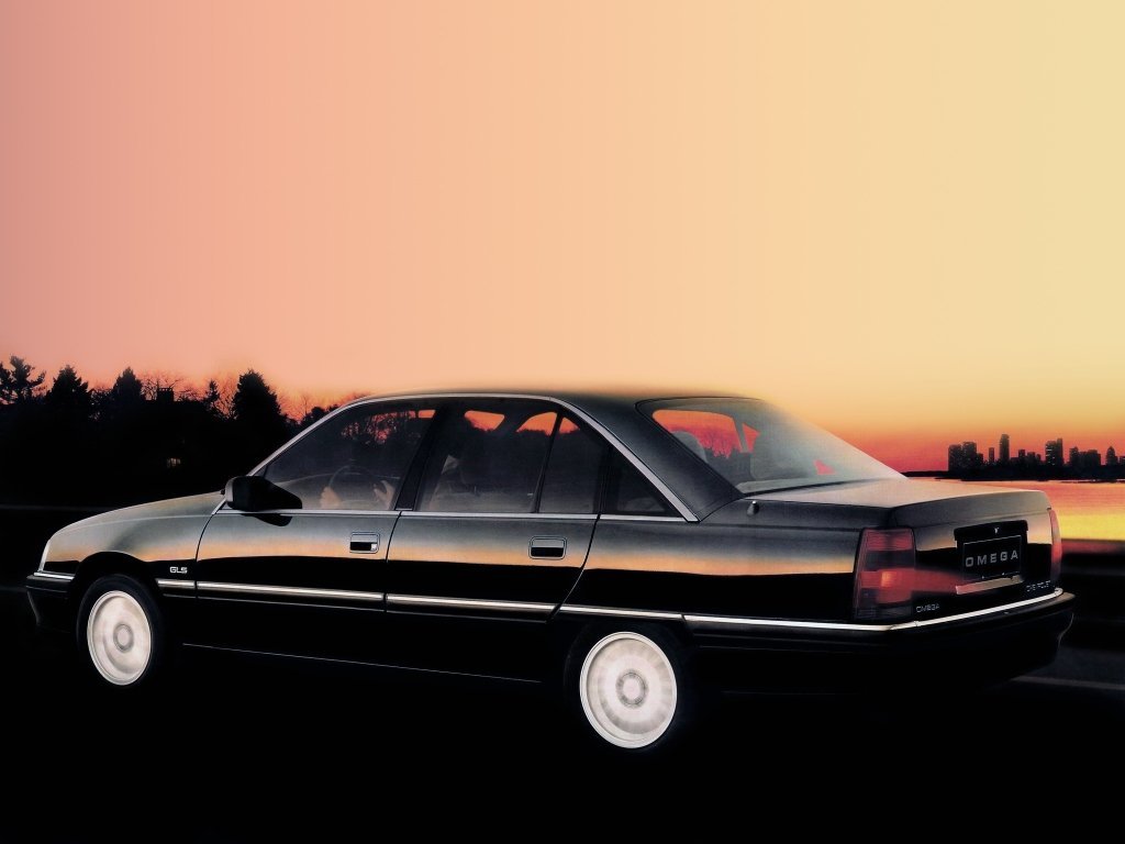 1024x768 All photo, interior and exterior Chevrolet Omega A Sedan 1992