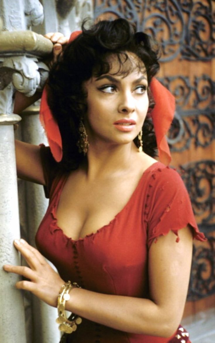 735x1172 Gina Lollobrigida Wallpaper