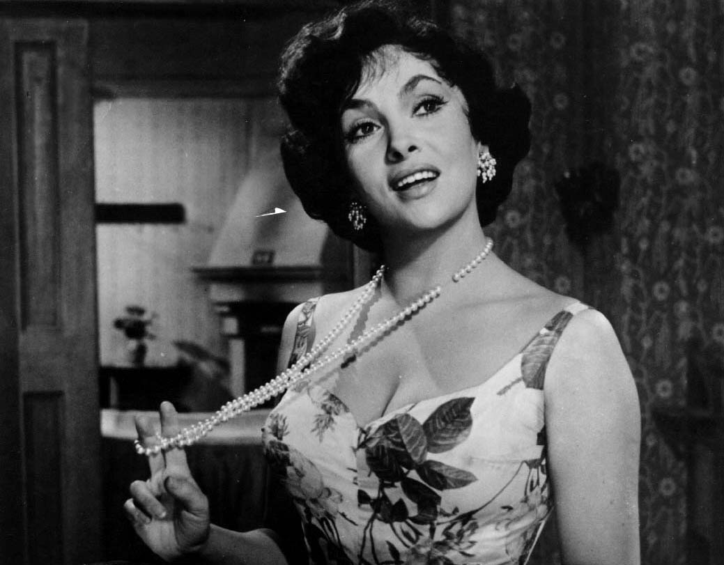 1039x811 Gina Lollobrigida Wallpaper