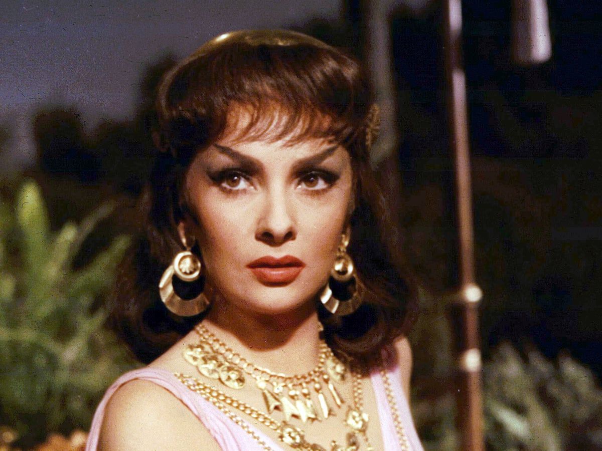 1200x900 Gina Lollobrigida