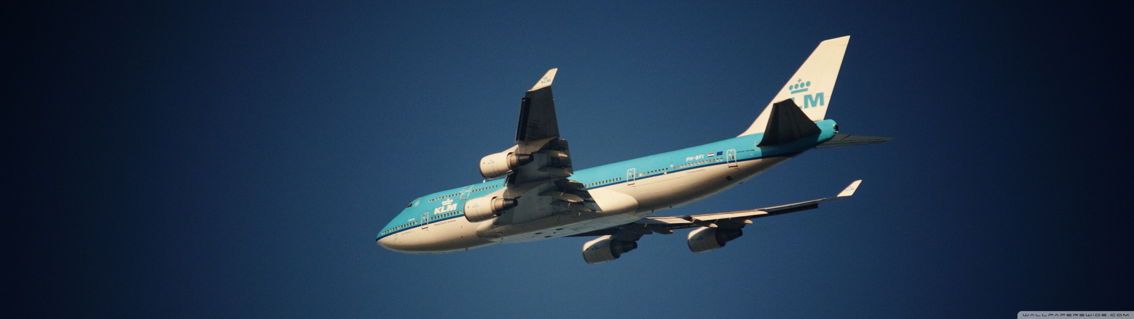 3840x1080 Airplane In The Sky 4K UHD Wallpaper for UltraHD Desktop and TV : Dual Monitor : Smartphone and Tablet Devices
