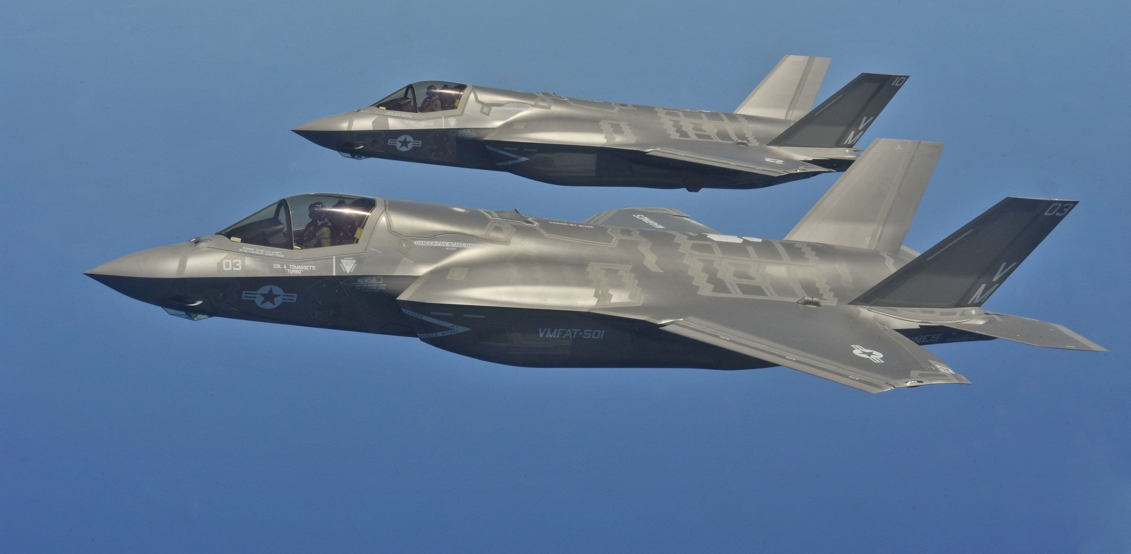 3840x1880 Lockheed Airplane Wallpaper